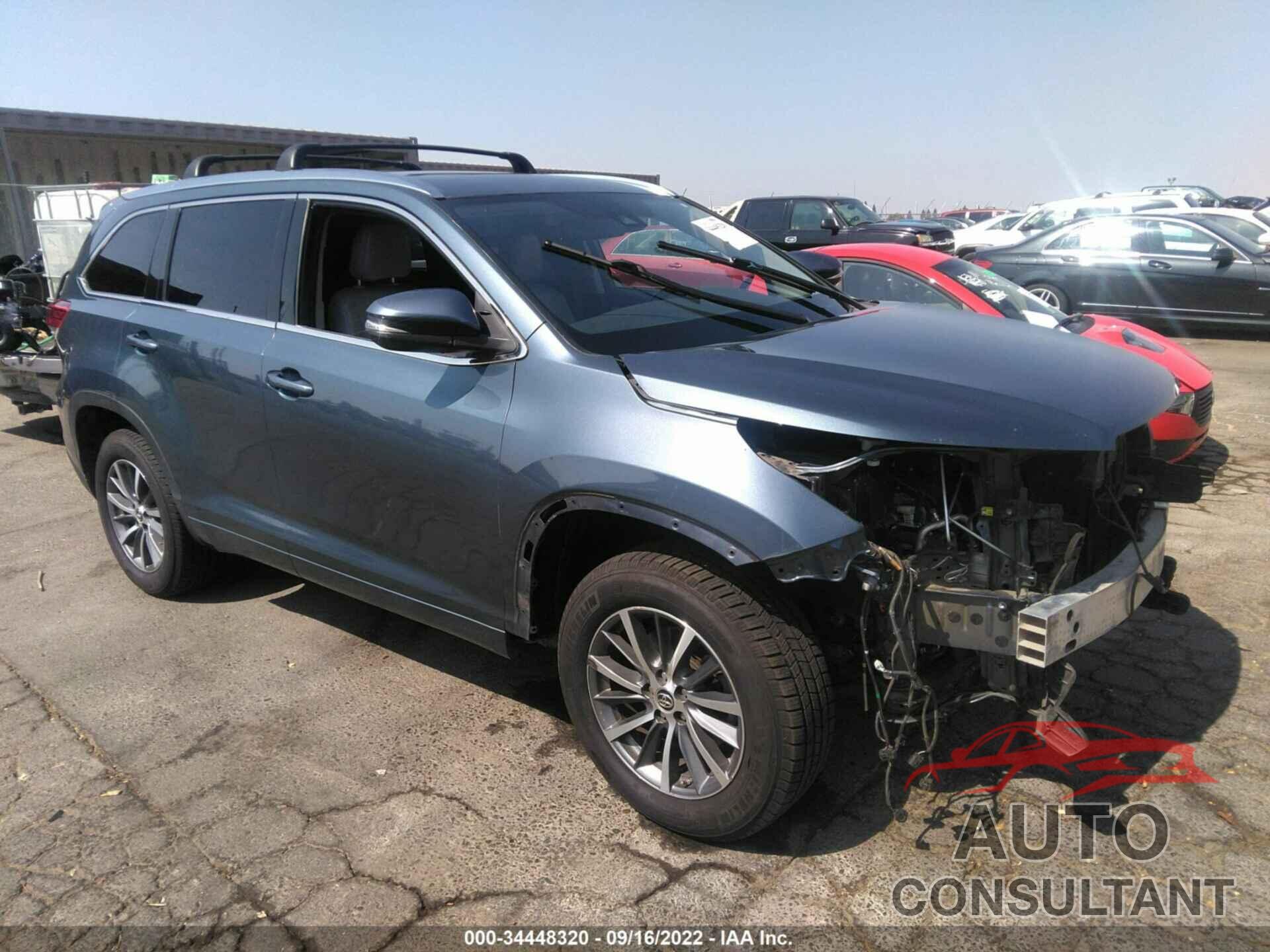 TOYOTA HIGHLANDER 2017 - 5TDKZRFH0HS514665