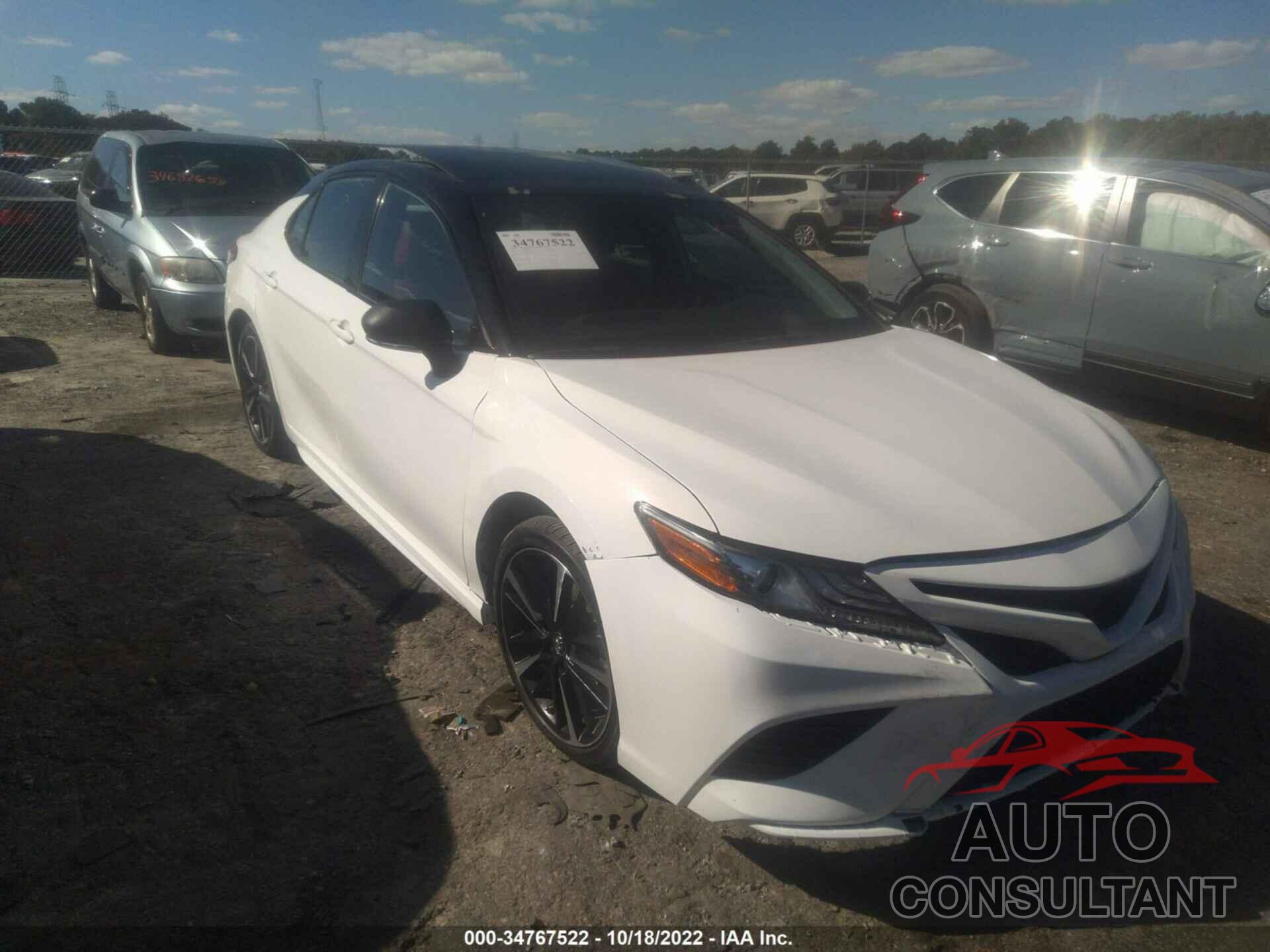 TOYOTA CAMRY 2019 - 4T1B61HK0KU240370