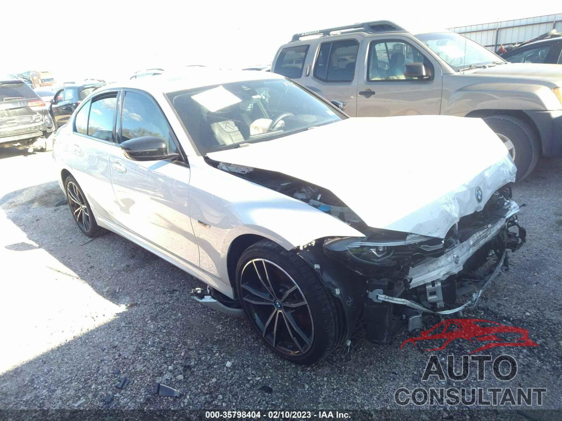 BMW 3 SERIES 2022 - 3MW5P7J05N8C37098