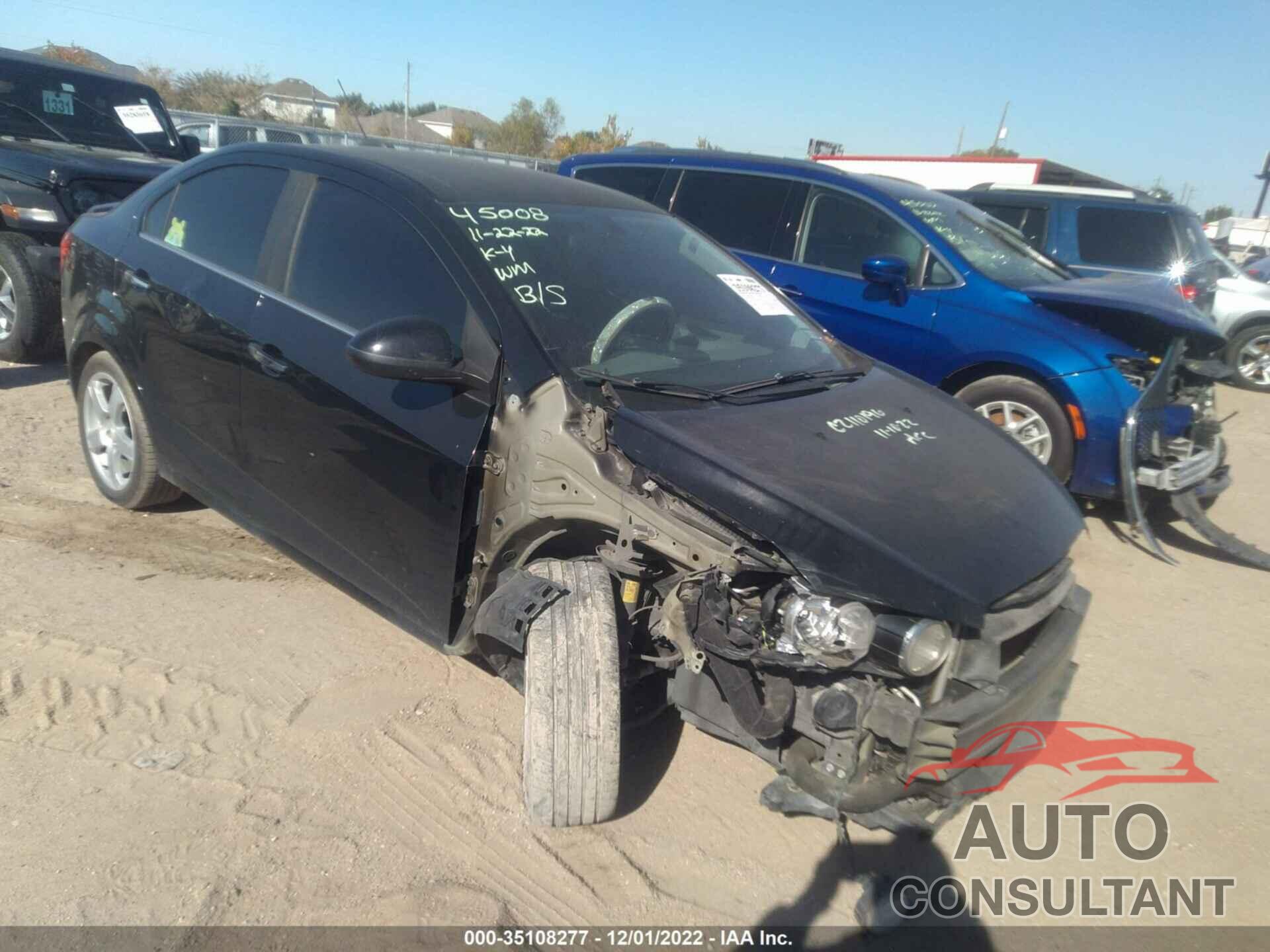 CHEVROLET SONIC 2016 - 1G1JE5SB7G4136753