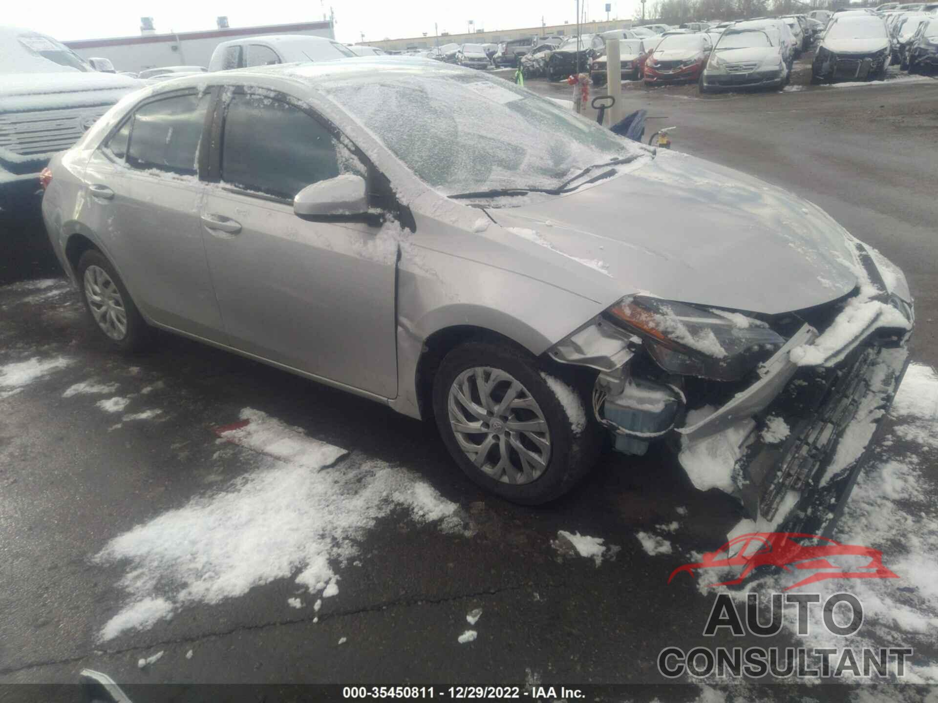 TOYOTA COROLLA 2018 - 5YFBURHE0JP835301
