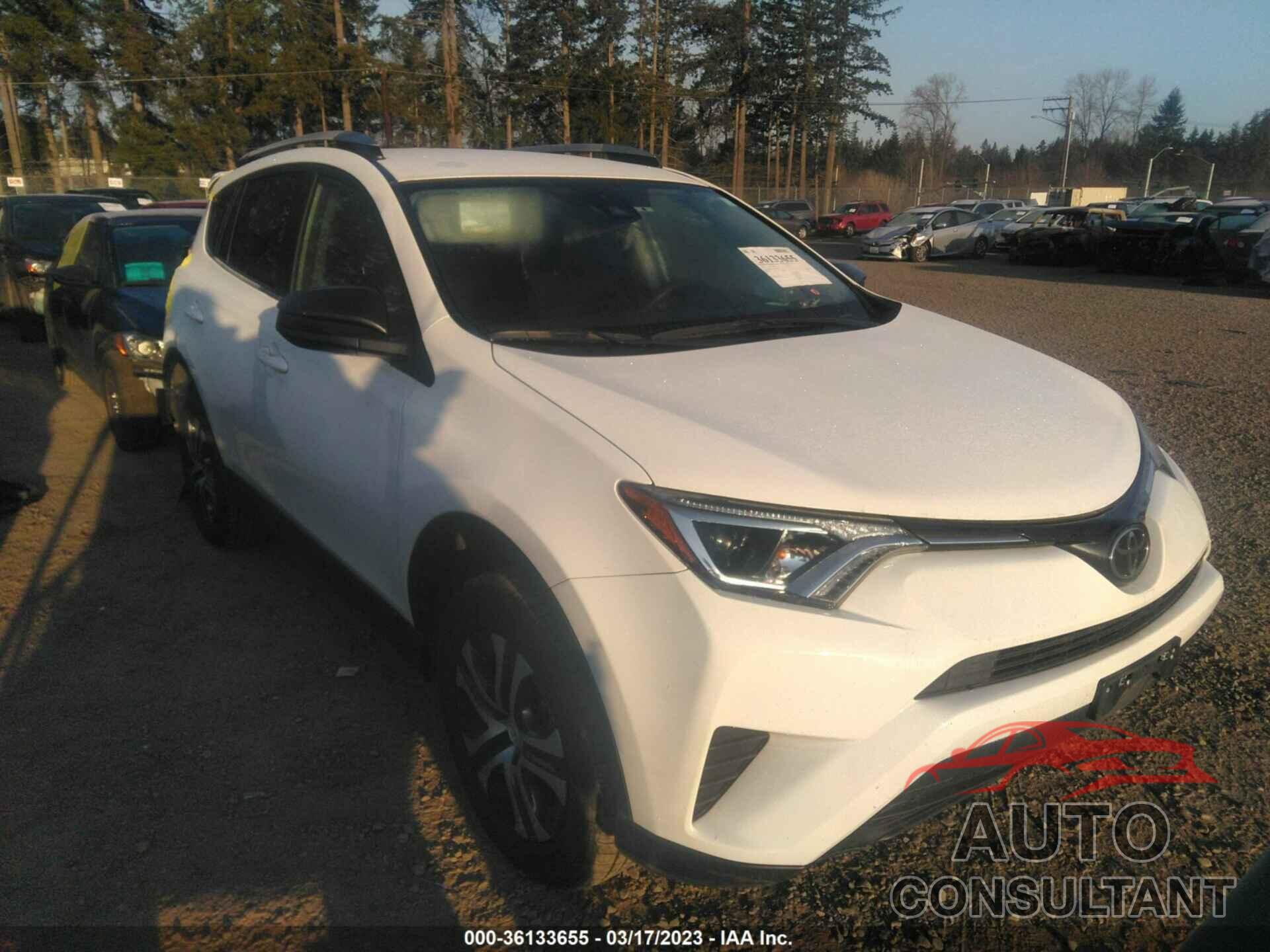 TOYOTA RAV4 2018 - JTMBFREVXJJ217938