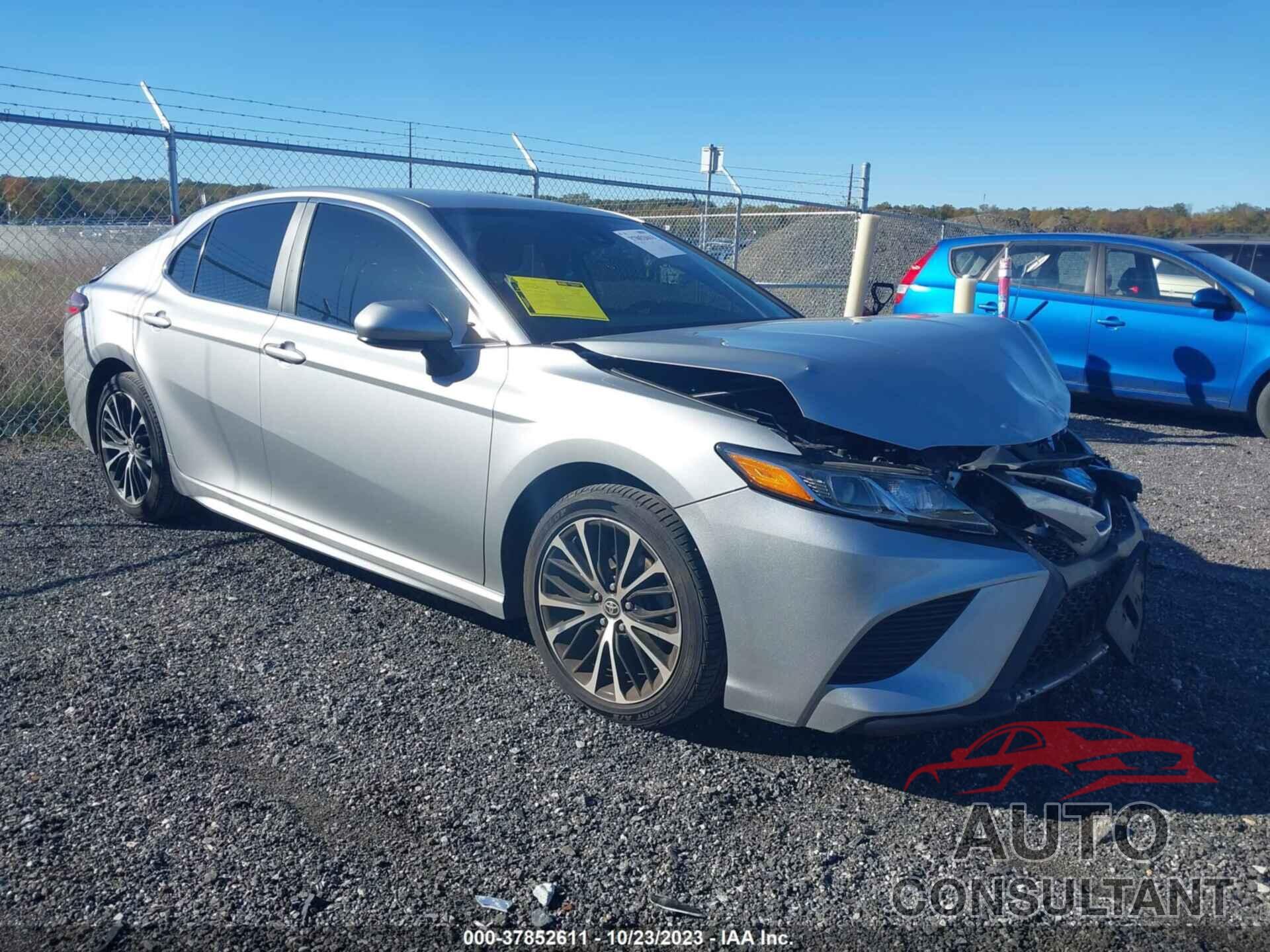 TOYOTA CAMRY 2020 - 4T1G11AK3LU392496