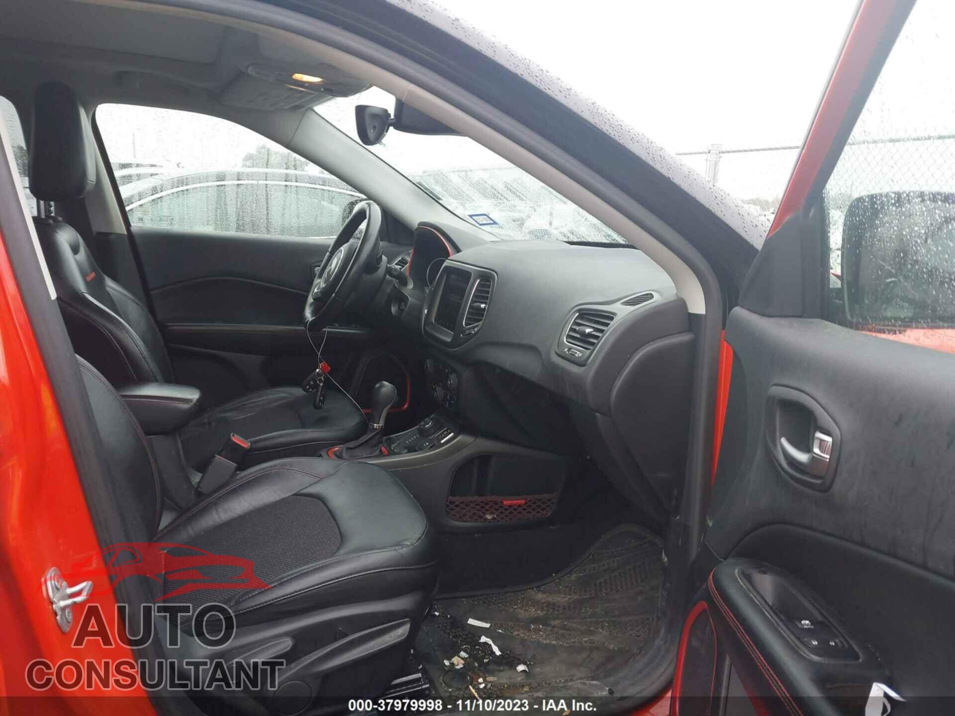 JEEP COMPASS 2017 - 3C4NJDDB2HT651795