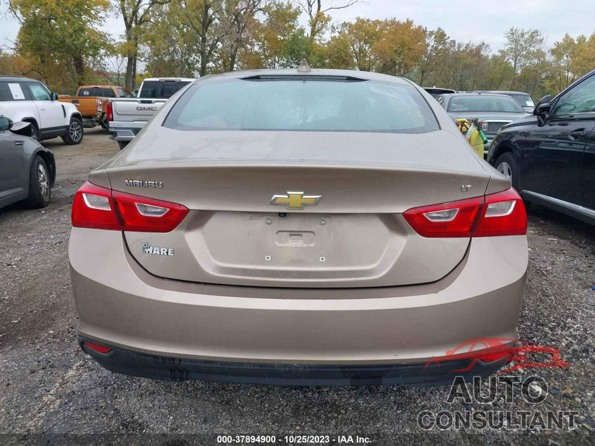 CHEVROLET MALIBU 2018 - 1G1ZD5ST2JF278020