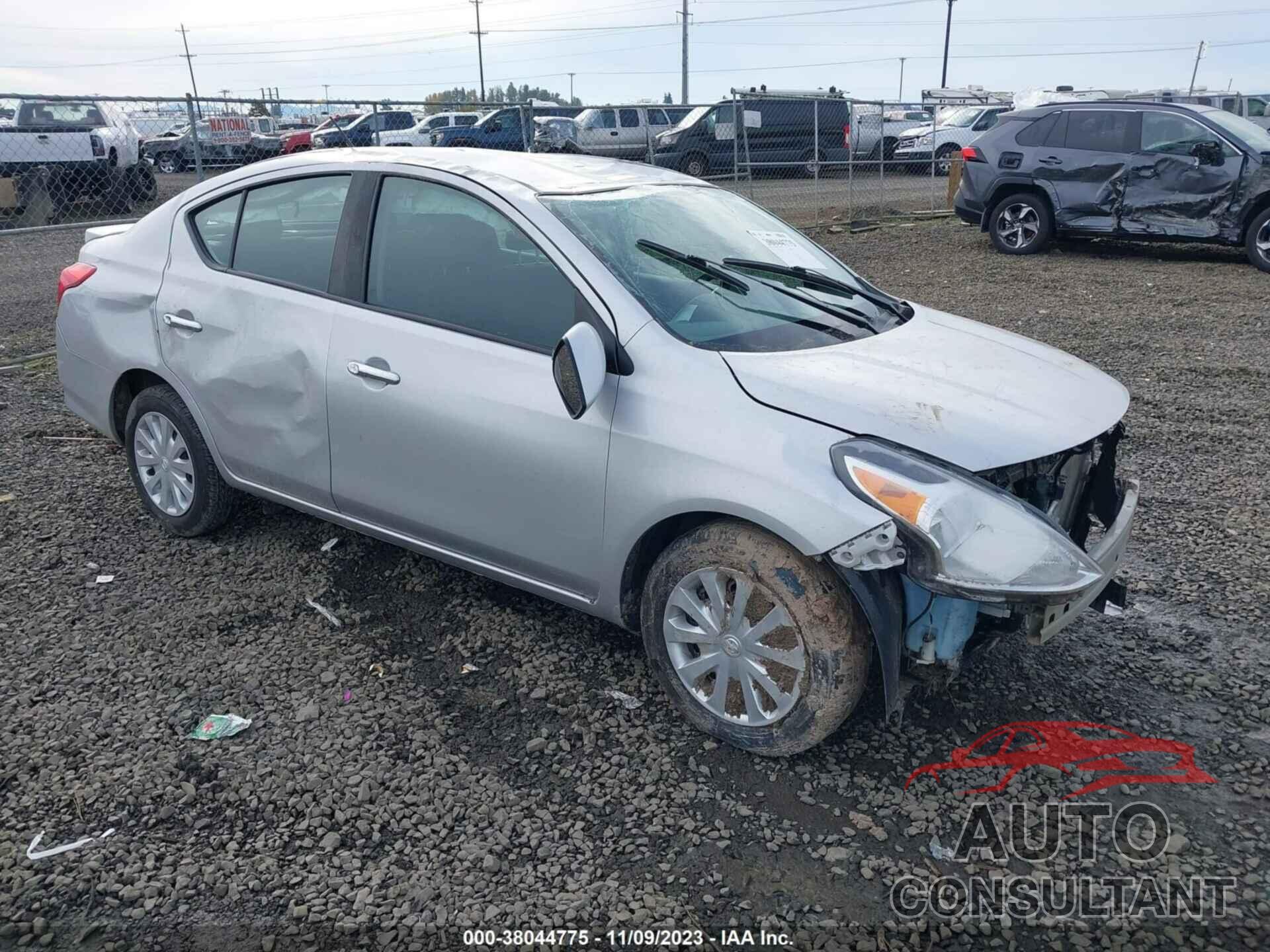 NISSAN VERSA 2019 - 3N1CN7AP2KL866908