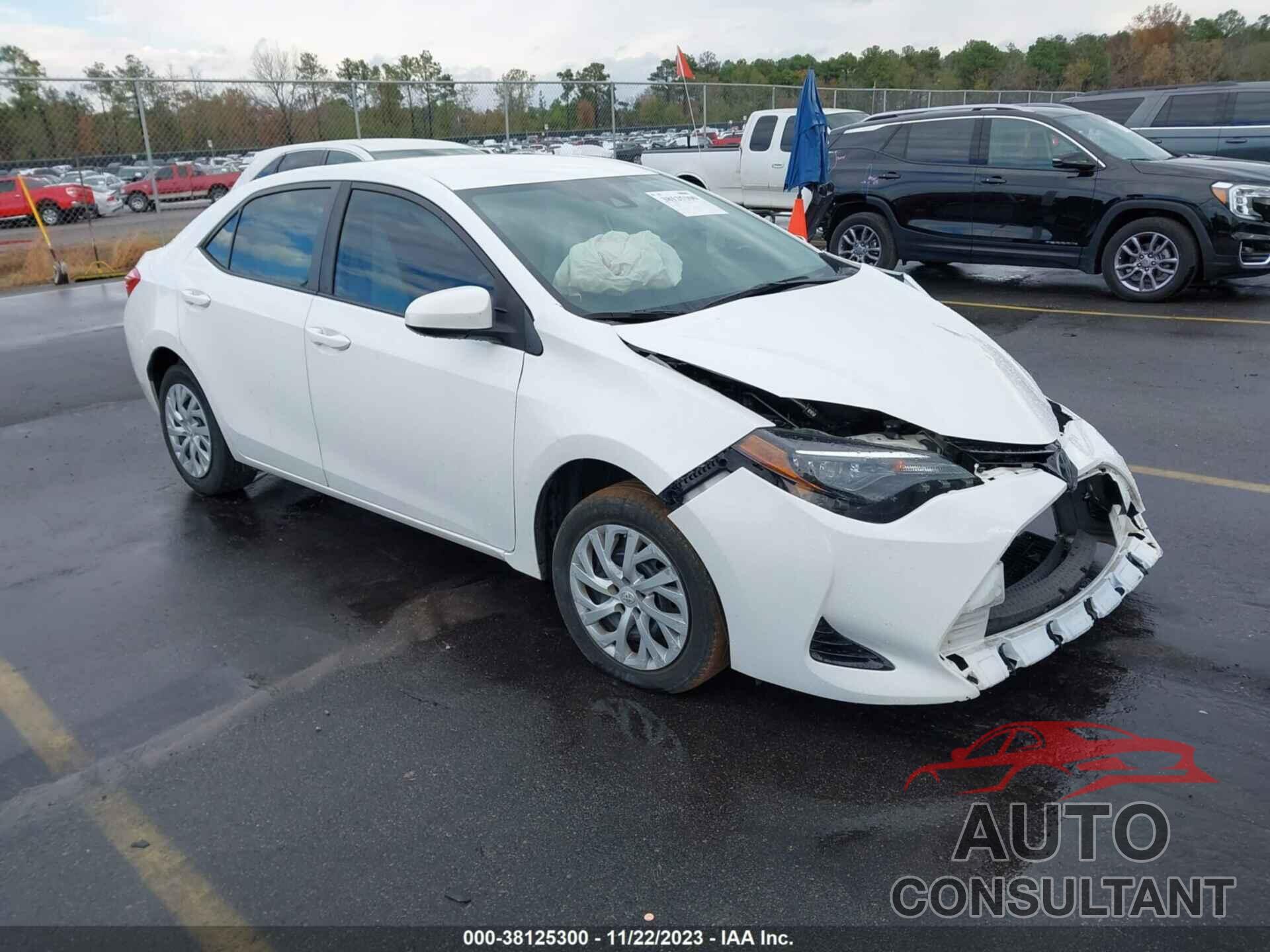 TOYOTA COROLLA 2018 - 5YFBURHE6JP851339