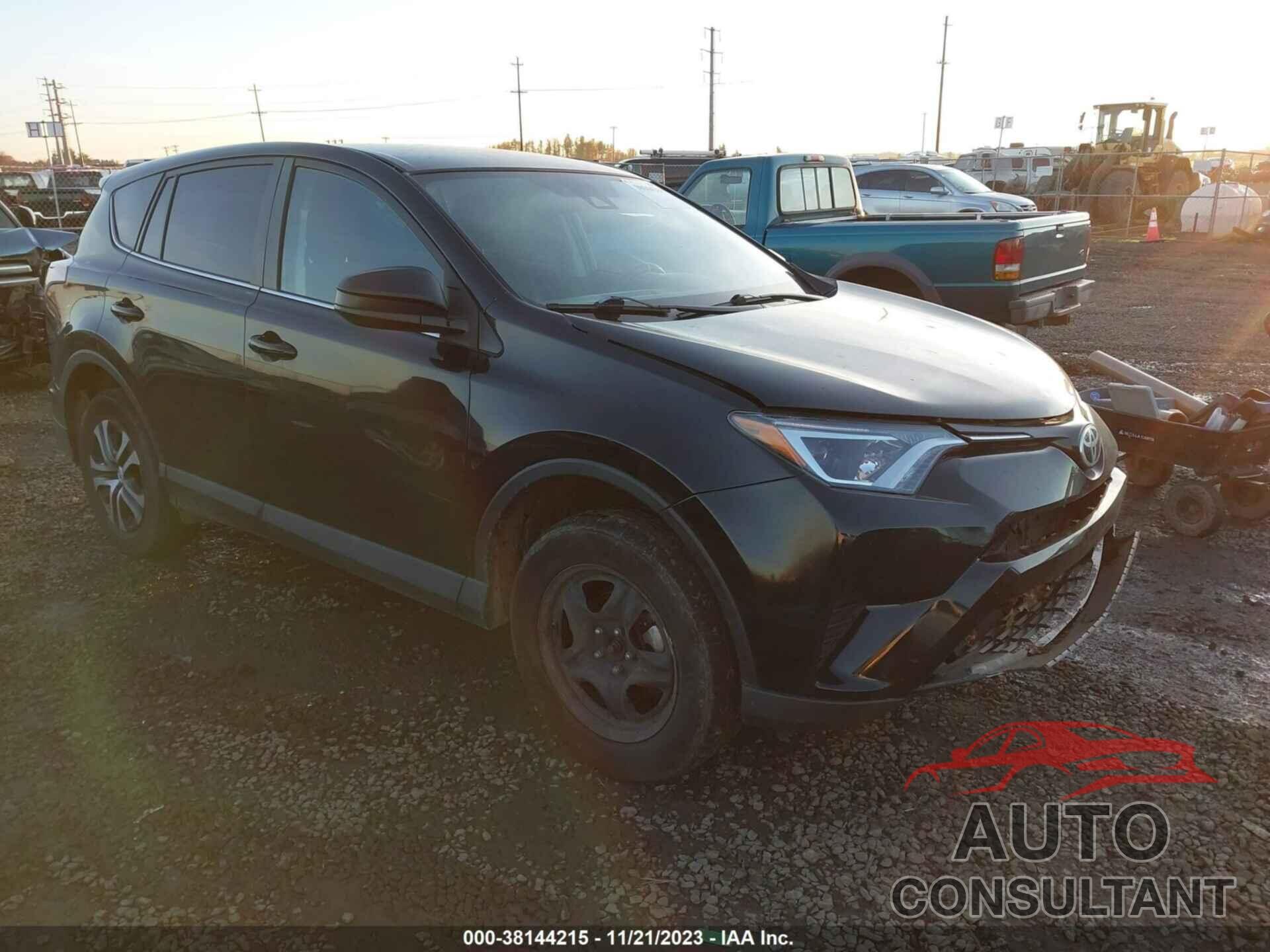TOYOTA RAV4 2018 - 2T3BFREV7JW832206