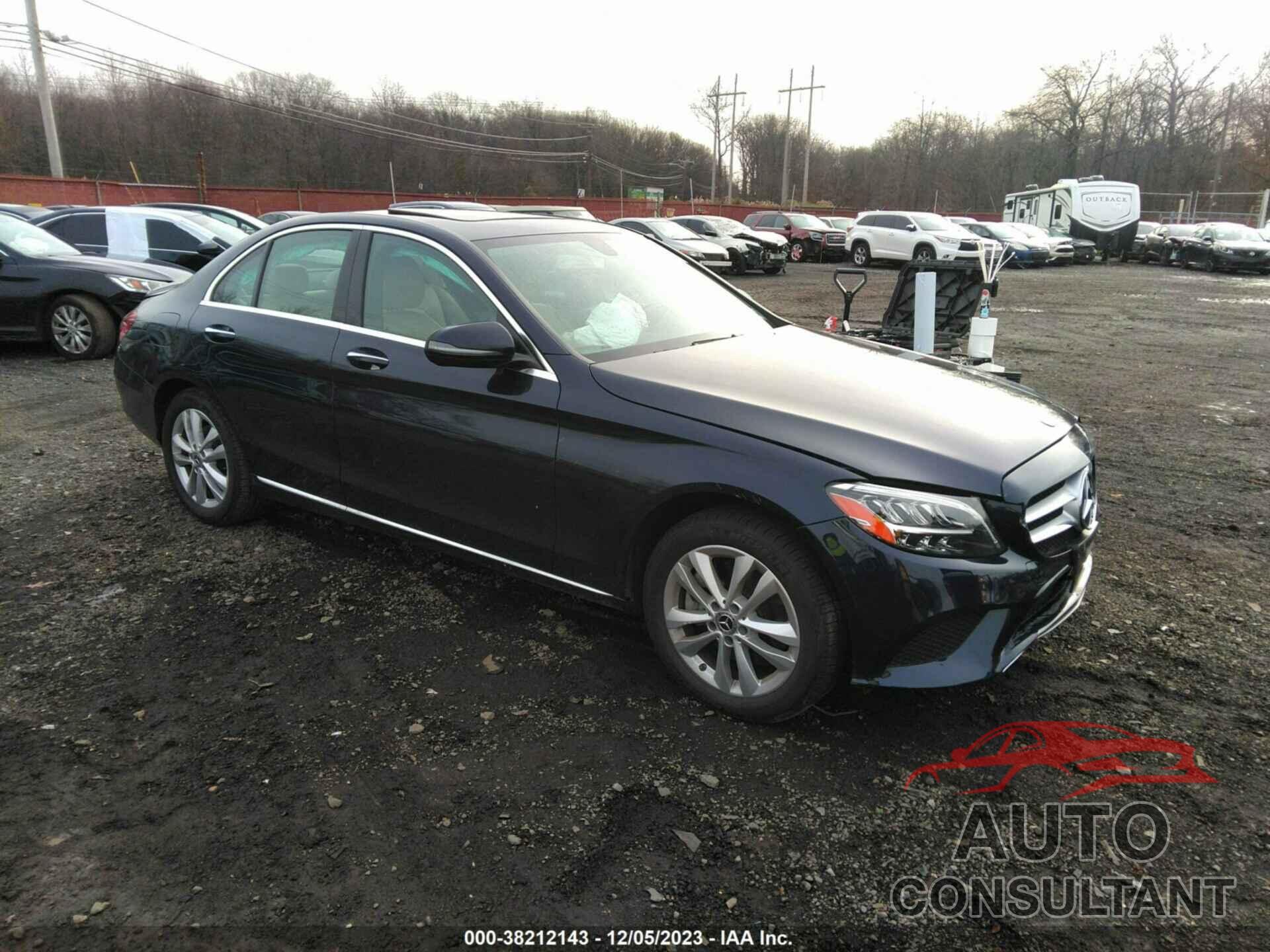 MERCEDES-BENZ C 300 2019 - 55SWF8EB1KU308542