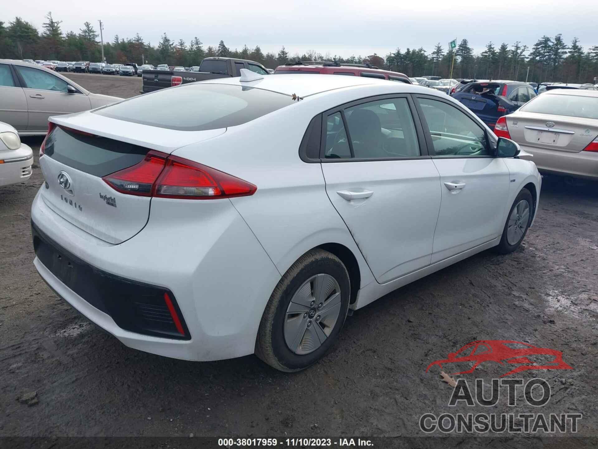 HYUNDAI IONIQ HYBRID 2019 - KMHC65LCXKU180352