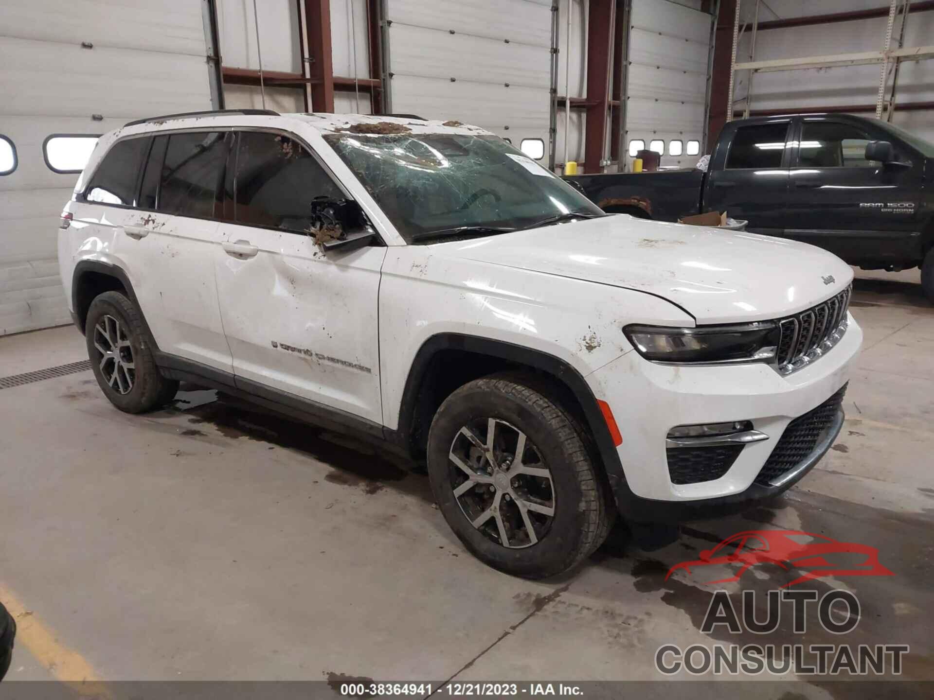 JEEP GRAND CHEROKEE 2023 - 1C4RJHBG9PC661063