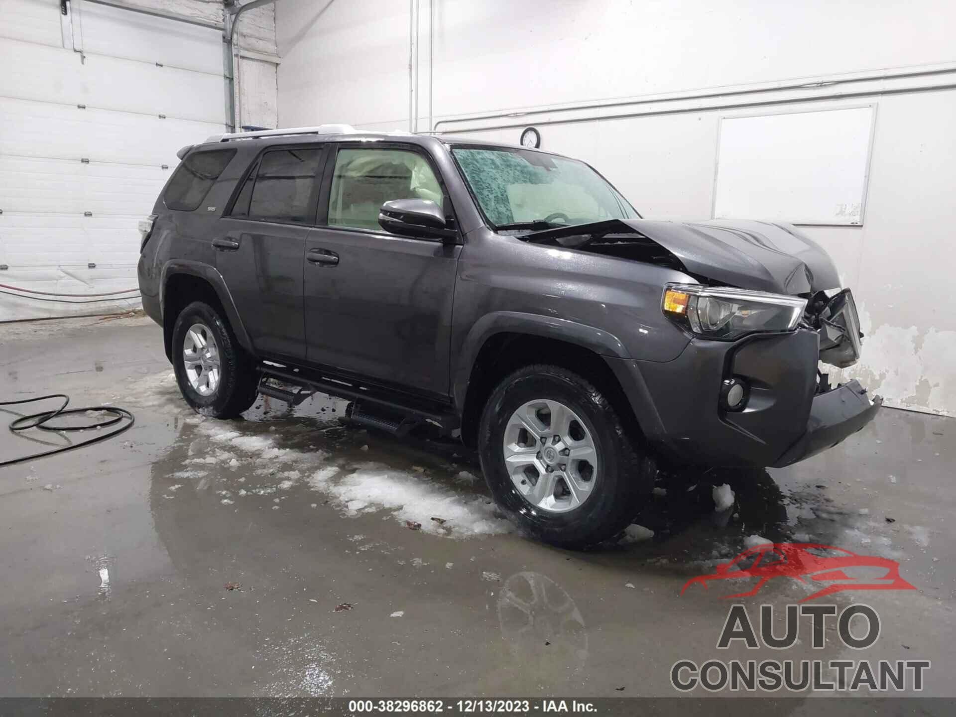 TOYOTA 4RUNNER 2018 - JTEBU5JR6J5548012