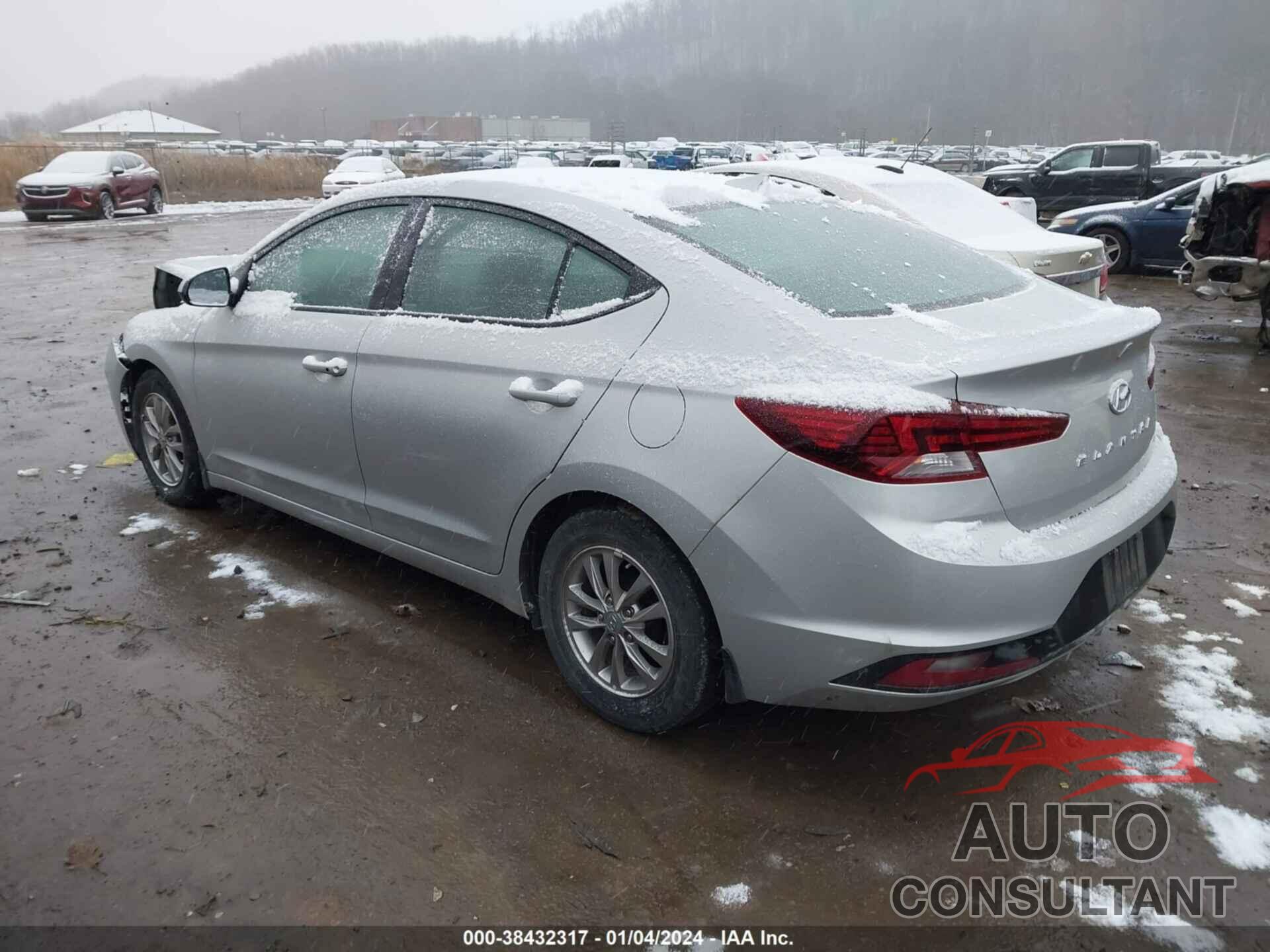 HYUNDAI ELANTRA 2020 - 5NPD94LA3LH529937