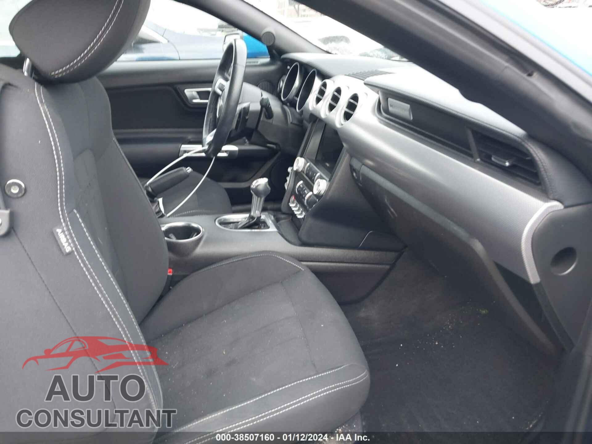 FORD MUSTANG 2019 - 1FA6P8TH3K5195366
