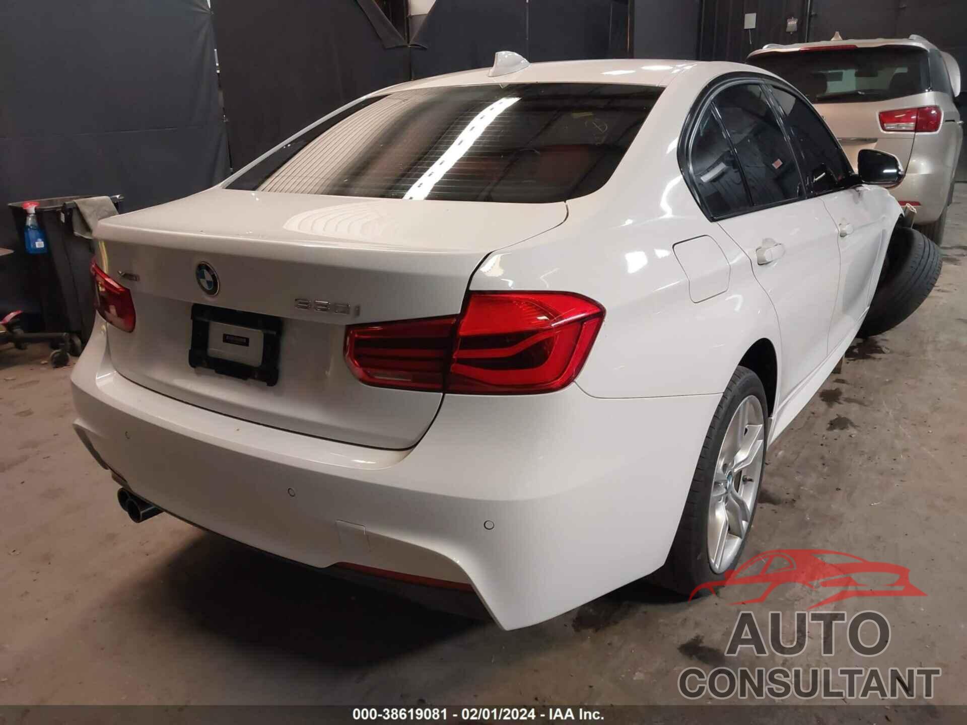 BMW 330I 2017 - WBA8D9C32HA011800