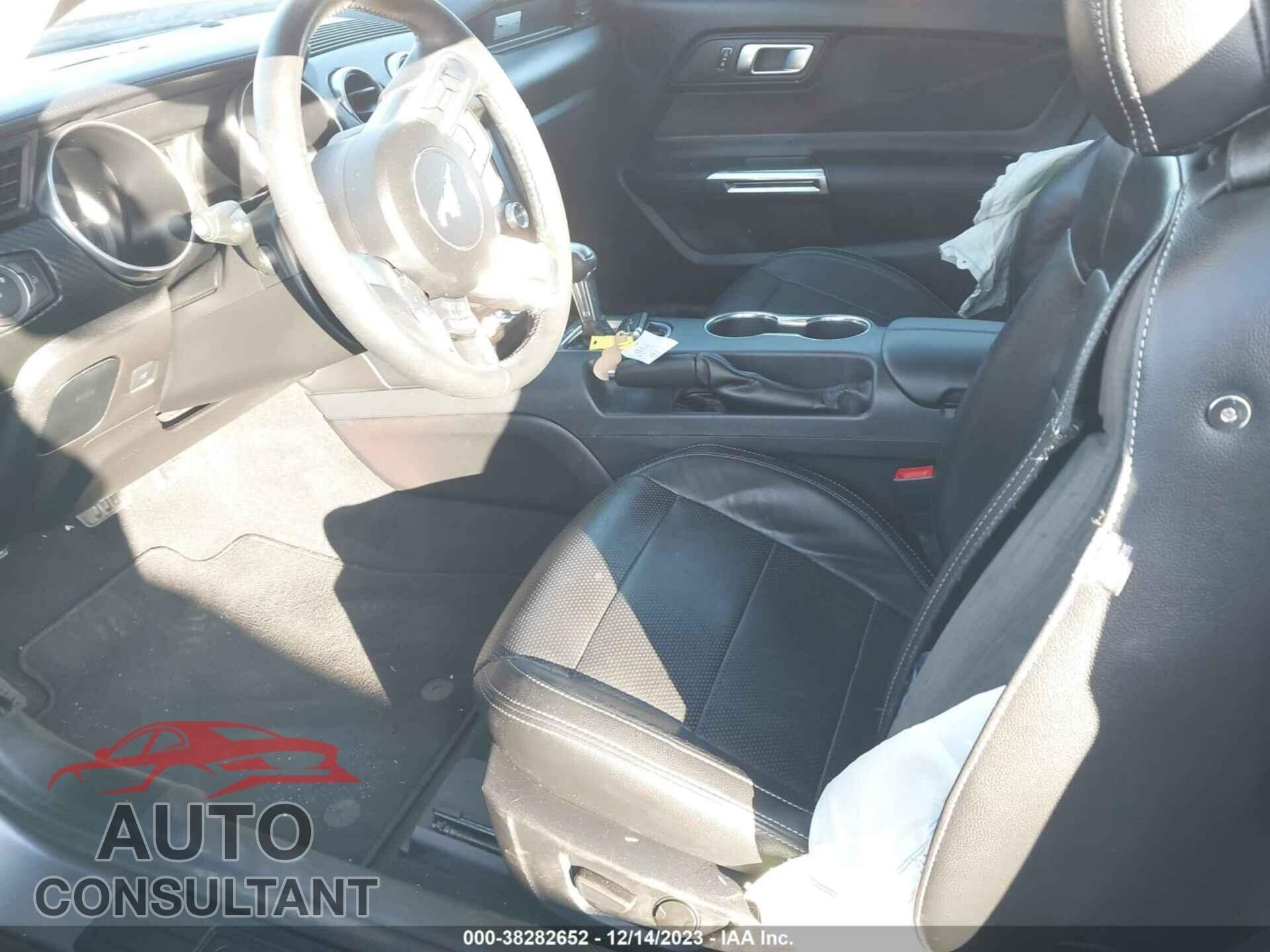 FORD MUSTANG 2022 - 1FA6P8TH8N5113460