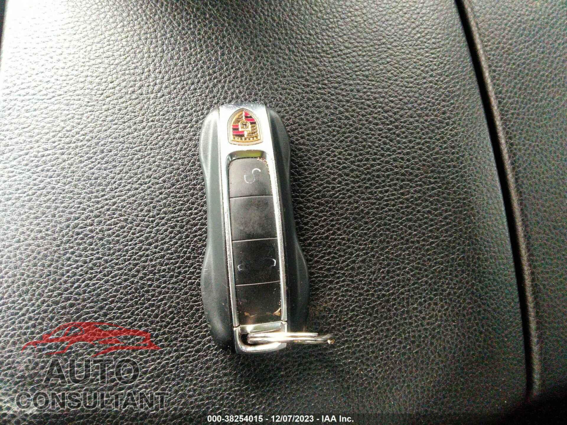 PORSCHE PANAMERA 2017 - WP0AA2A71HL101809