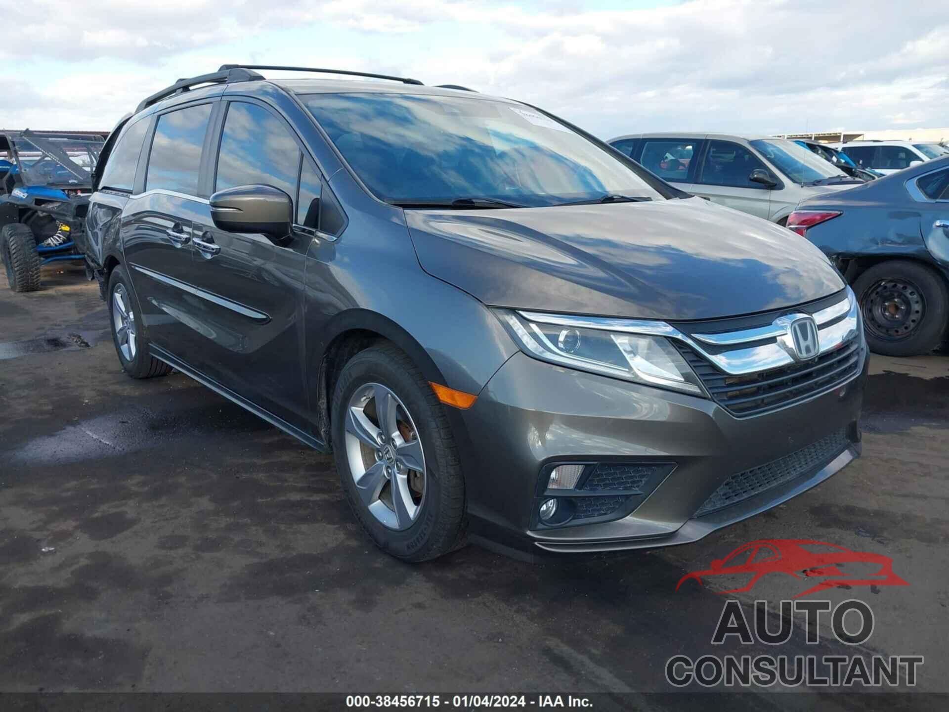 HONDA ODYSSEY 2018 - 5FNRL6H70JB056736