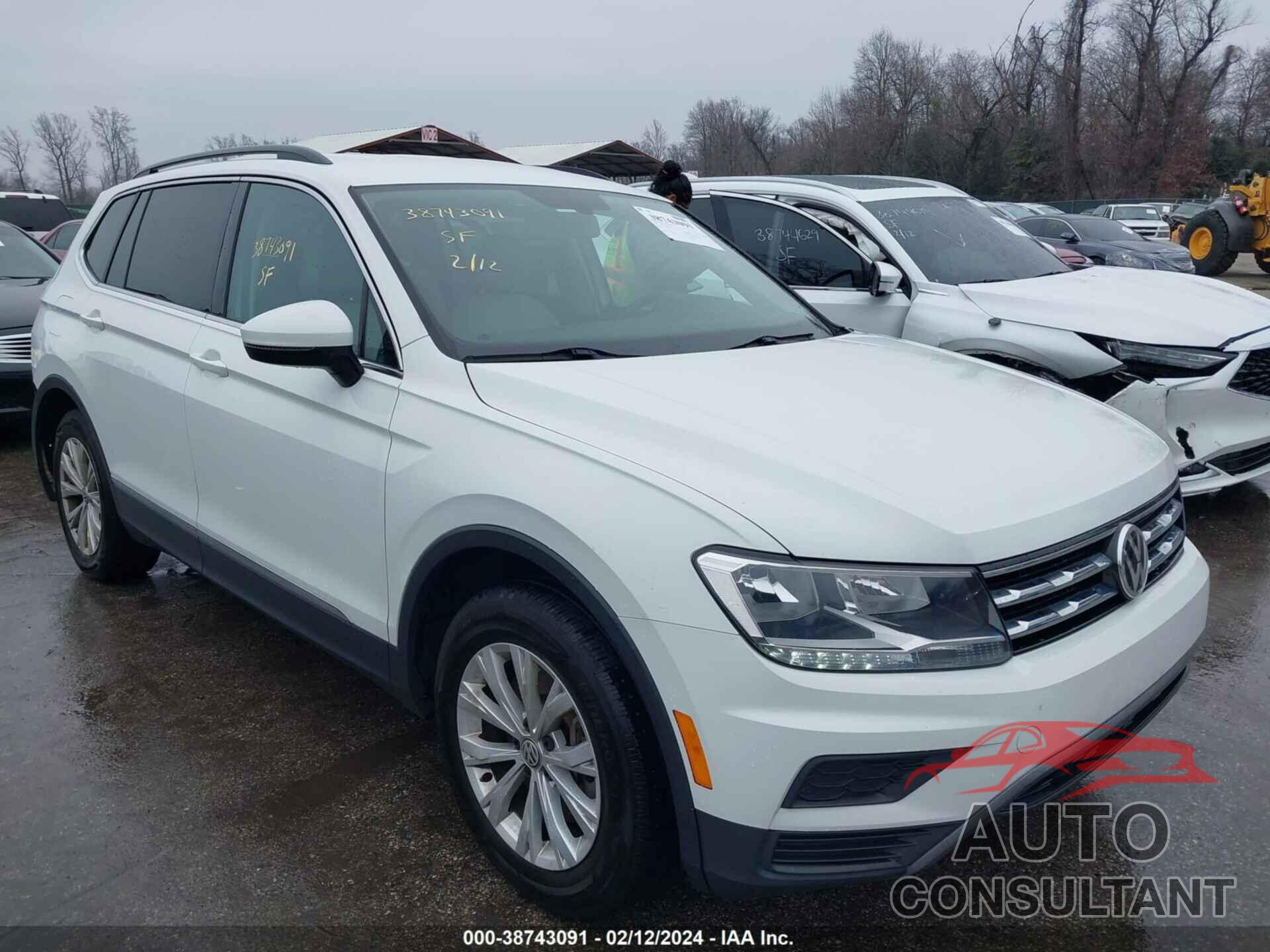 VOLKSWAGEN TIGUAN 2018 - 3VV2B7AX9JM133833