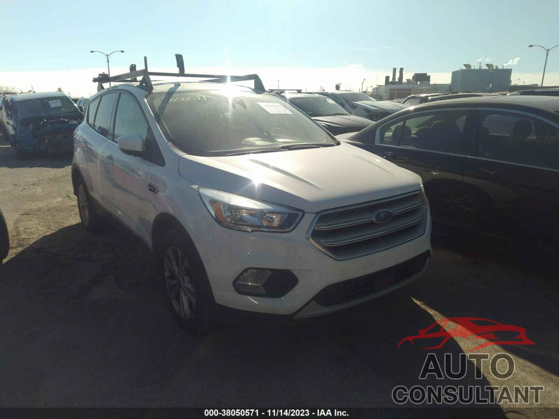 FORD ESCAPE 2018 - 1FMCU0GD3JUC50347
