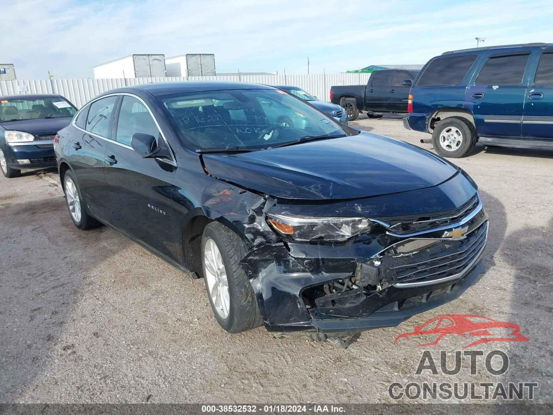 CHEVROLET MALIBU 2018 - 1G1ZD5ST4JF153892