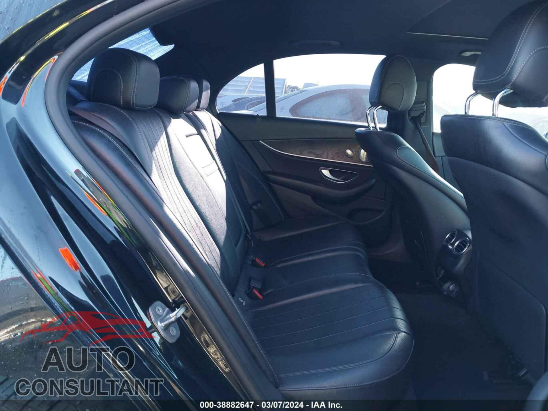 MERCEDES-BENZ E 300 2017 - WDDZF4JB5HA021709