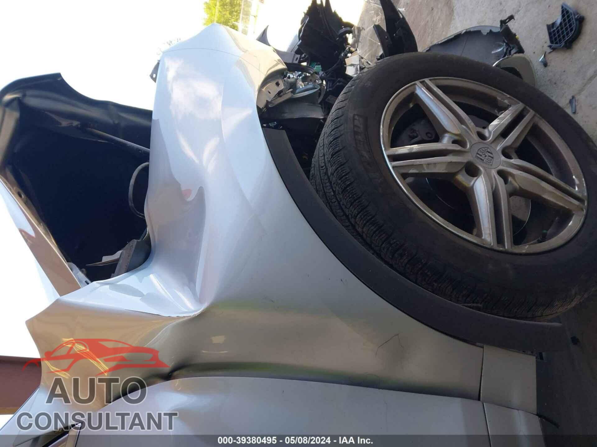 PORSCHE CAYENNE 2016 - WP1AA2A29GLA04228