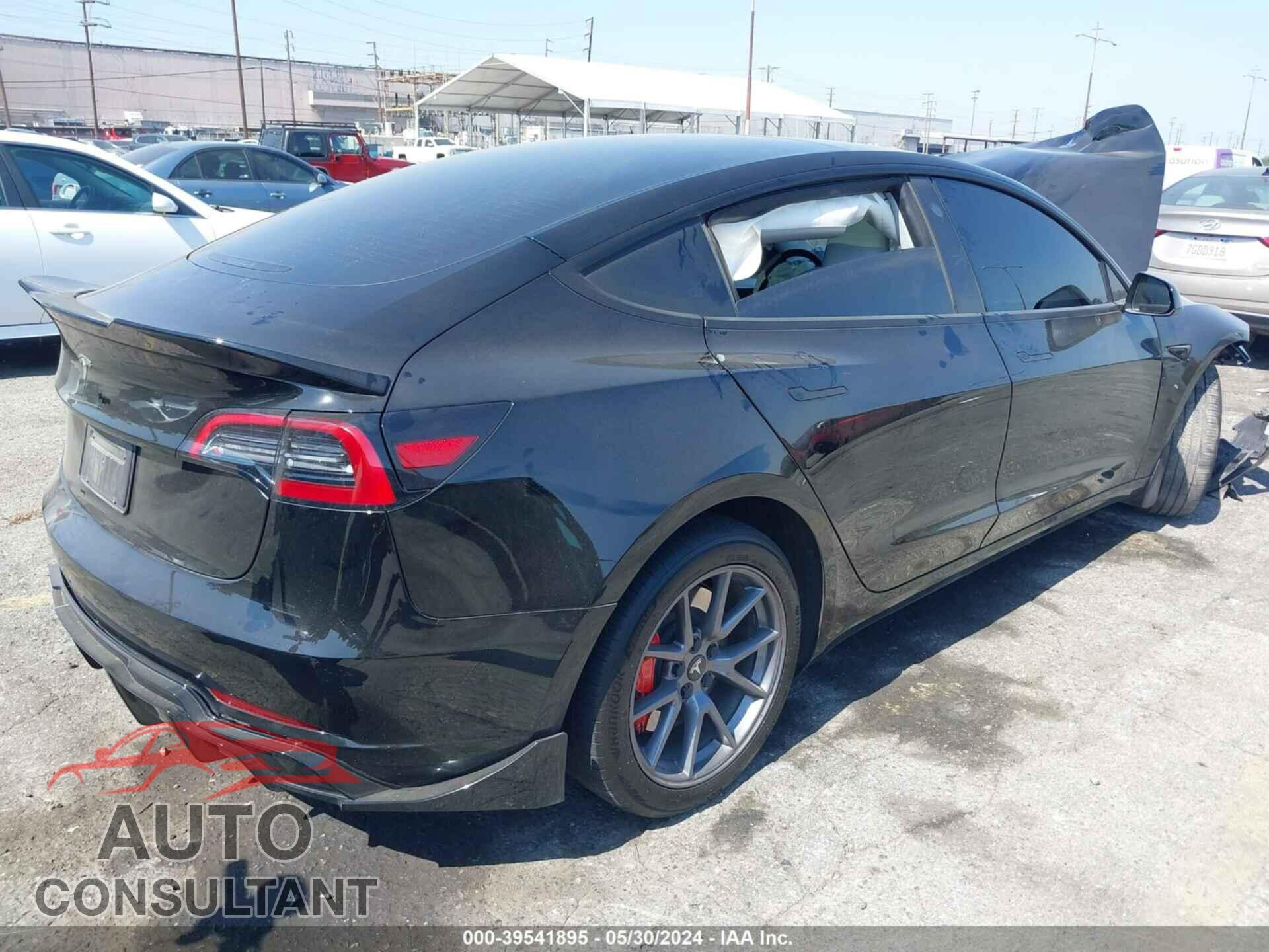 TESLA MODEL 3 2023 - 5YJ3E1EA0PF638573