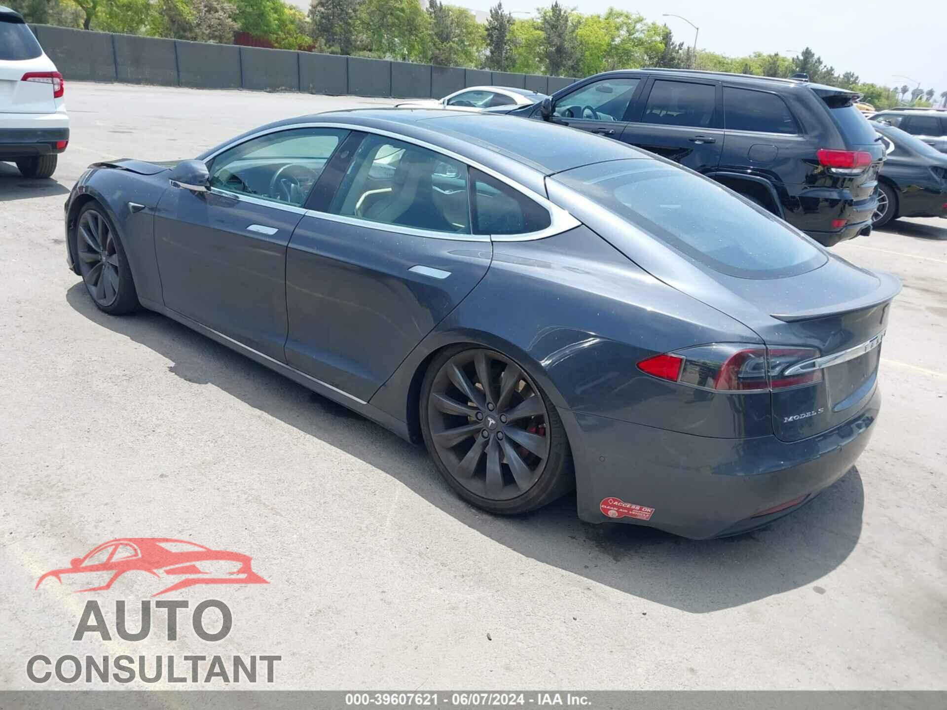 TESLA MODEL S 2017 - 5YJSA1E43HF200908