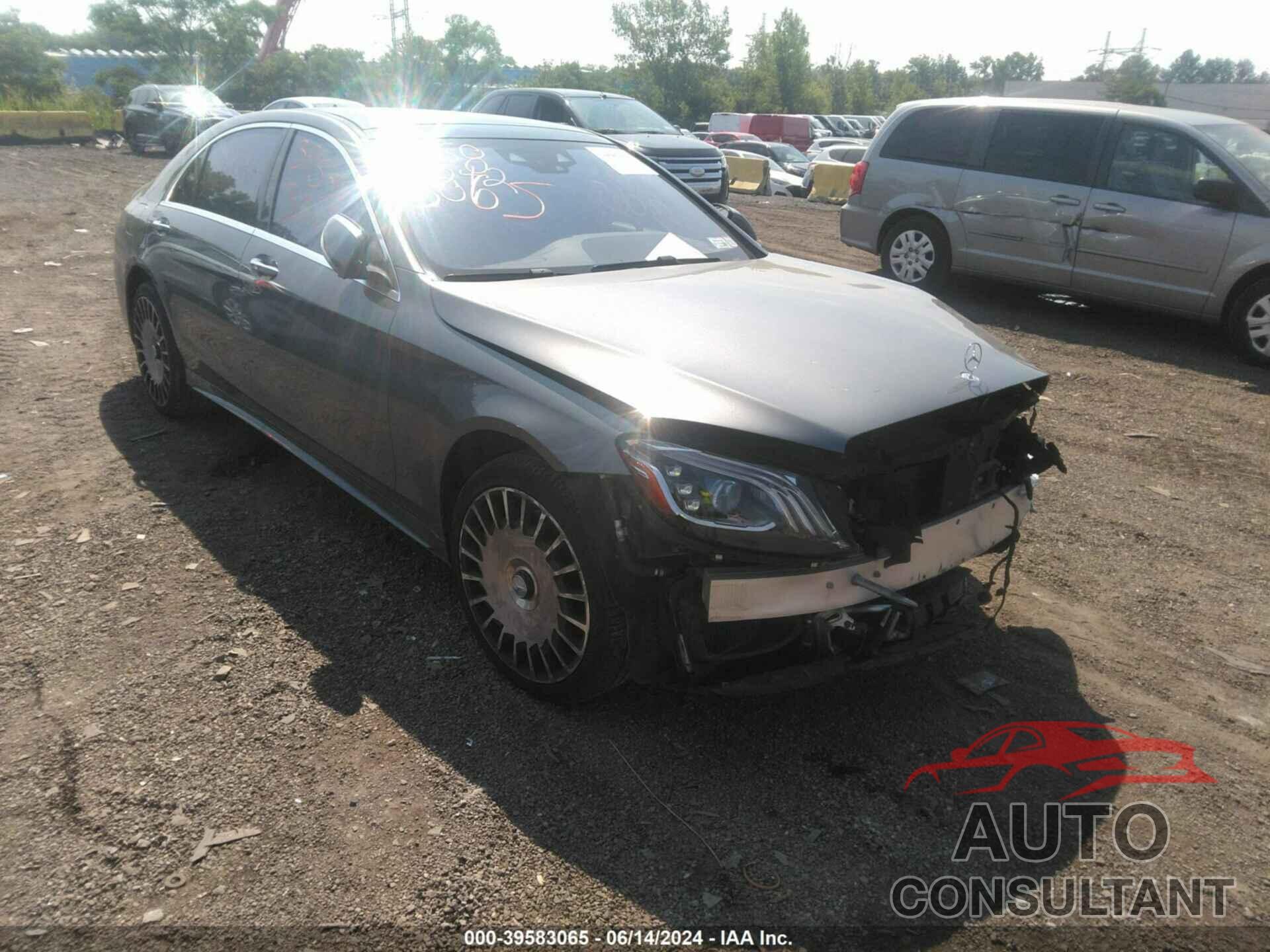 MERCEDES-BENZ S 560 2018 - WDDUG8GB7JA389143