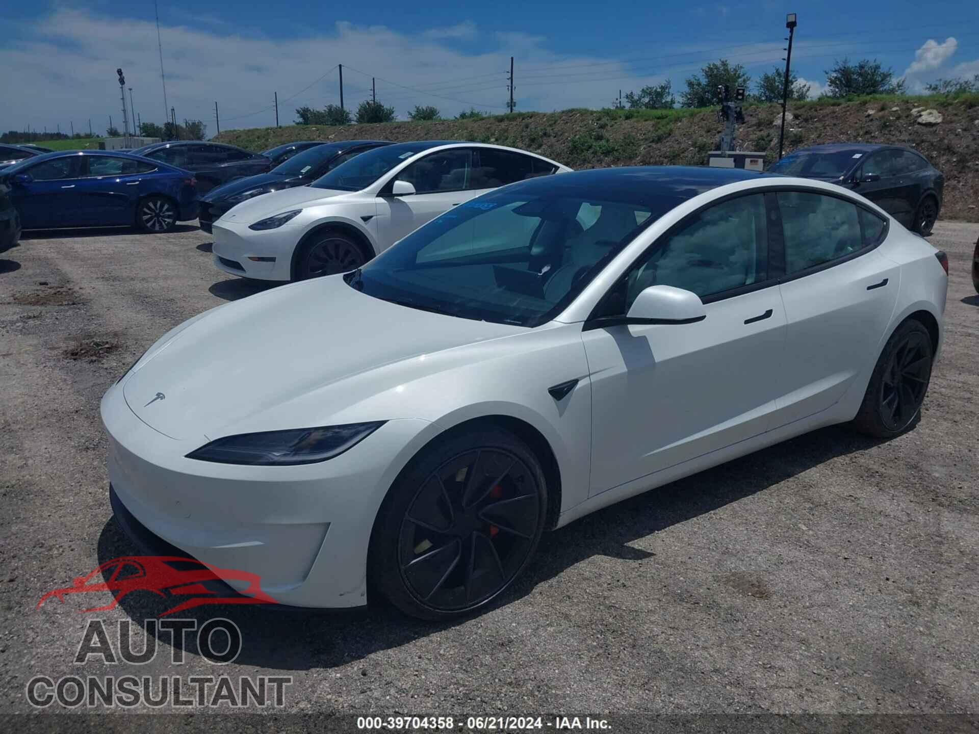 TESLA MODEL 3 2024 - 5YJ3E1ET5RF782320