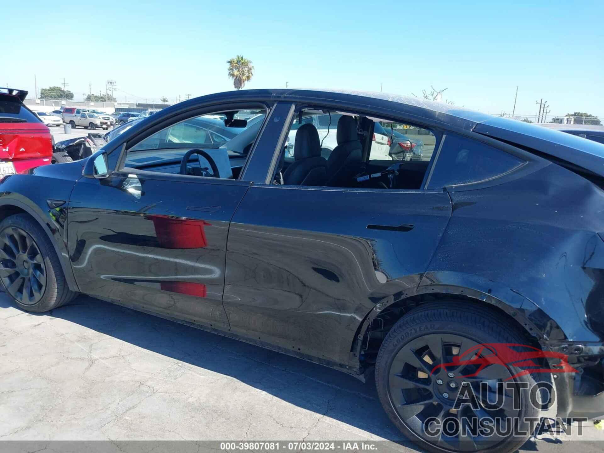 TESLA MODEL Y 2022 - 7SAYGDEE7NF514224