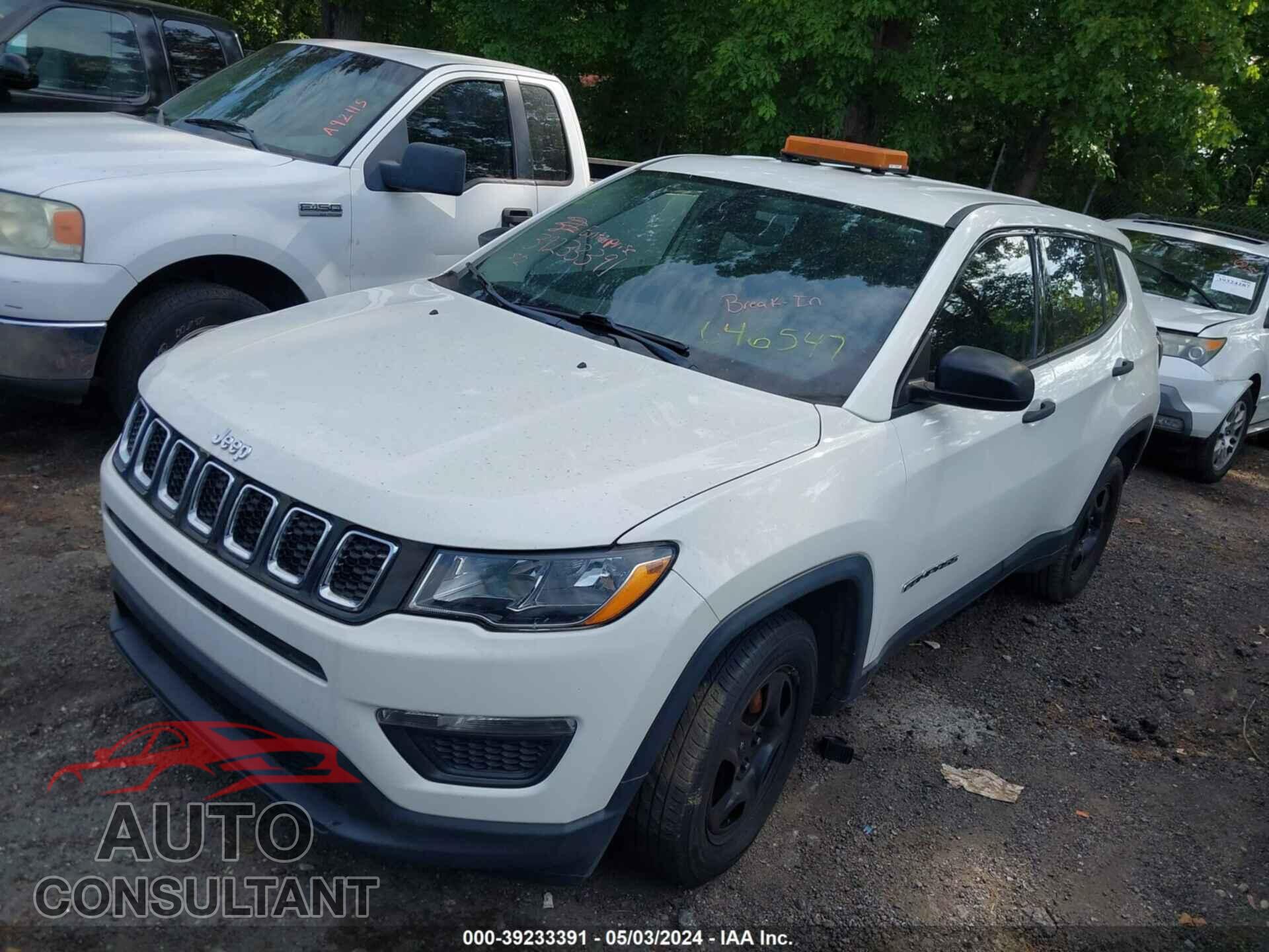 JEEP COMPASS 2019 - 3C4NJCAB5KT646547
