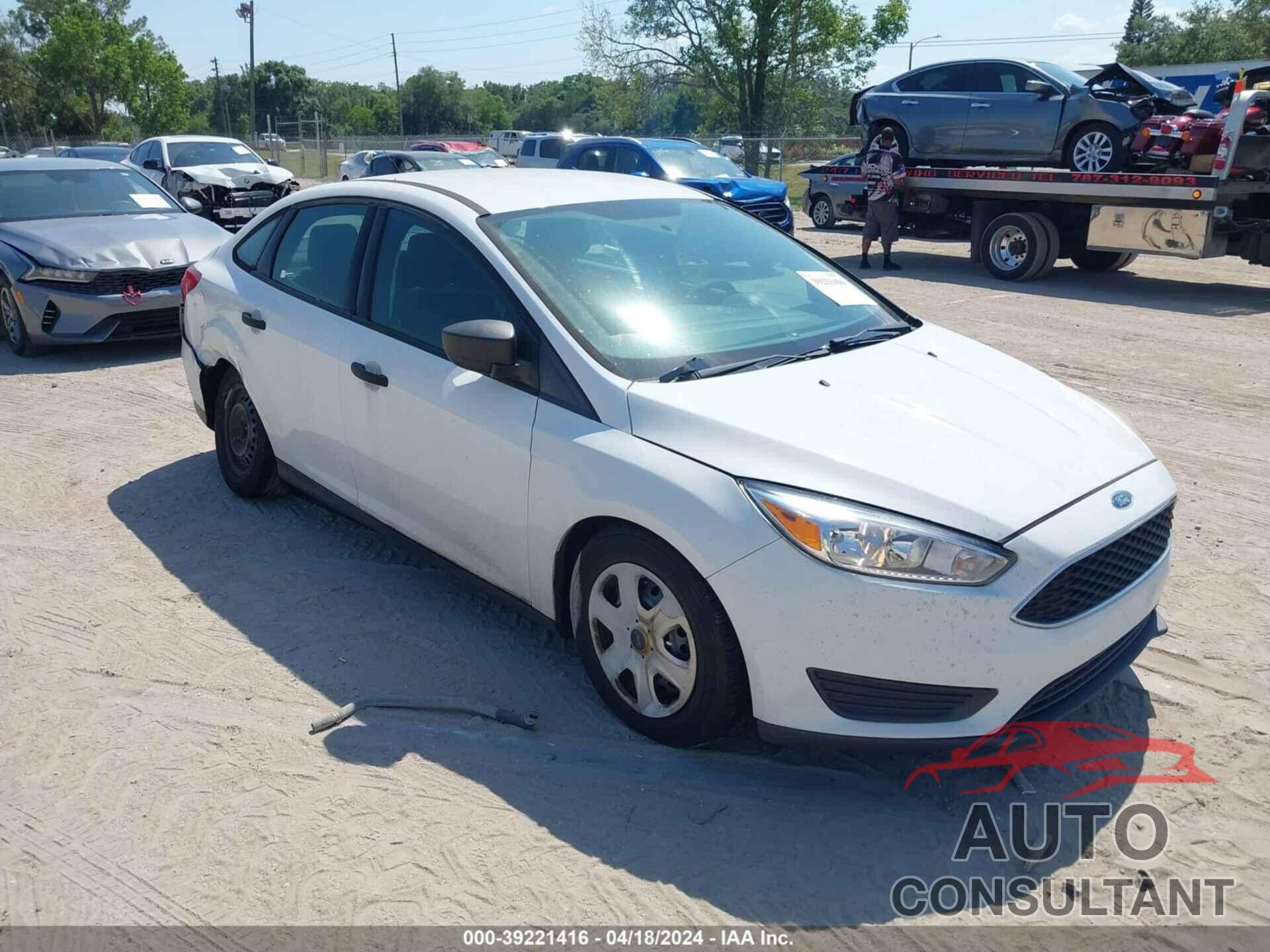 FORD FOCUS 2016 - 1FADP3E28GL277518