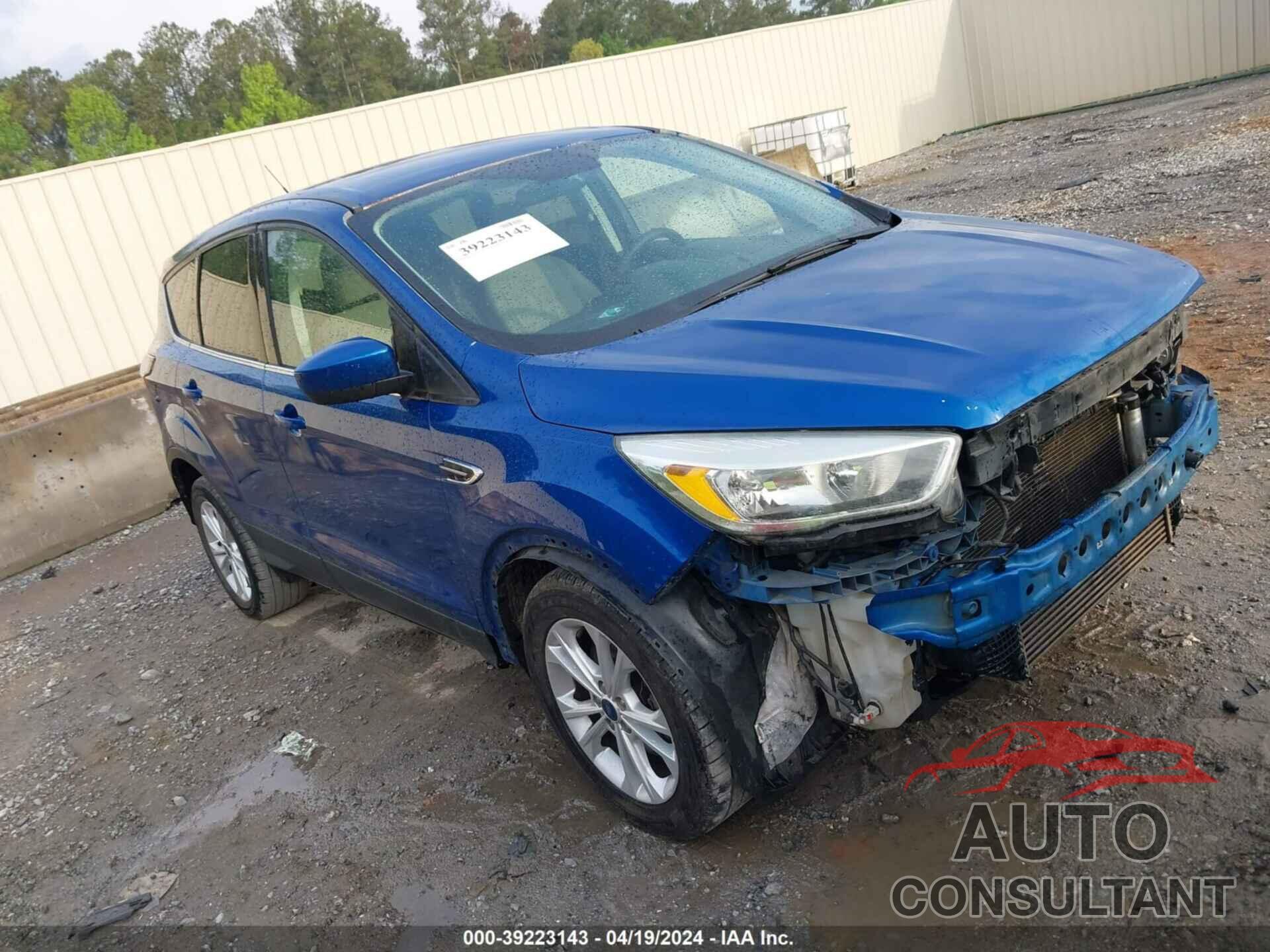 FORD ESCAPE 2017 - 1FMCU0G97HUA45510