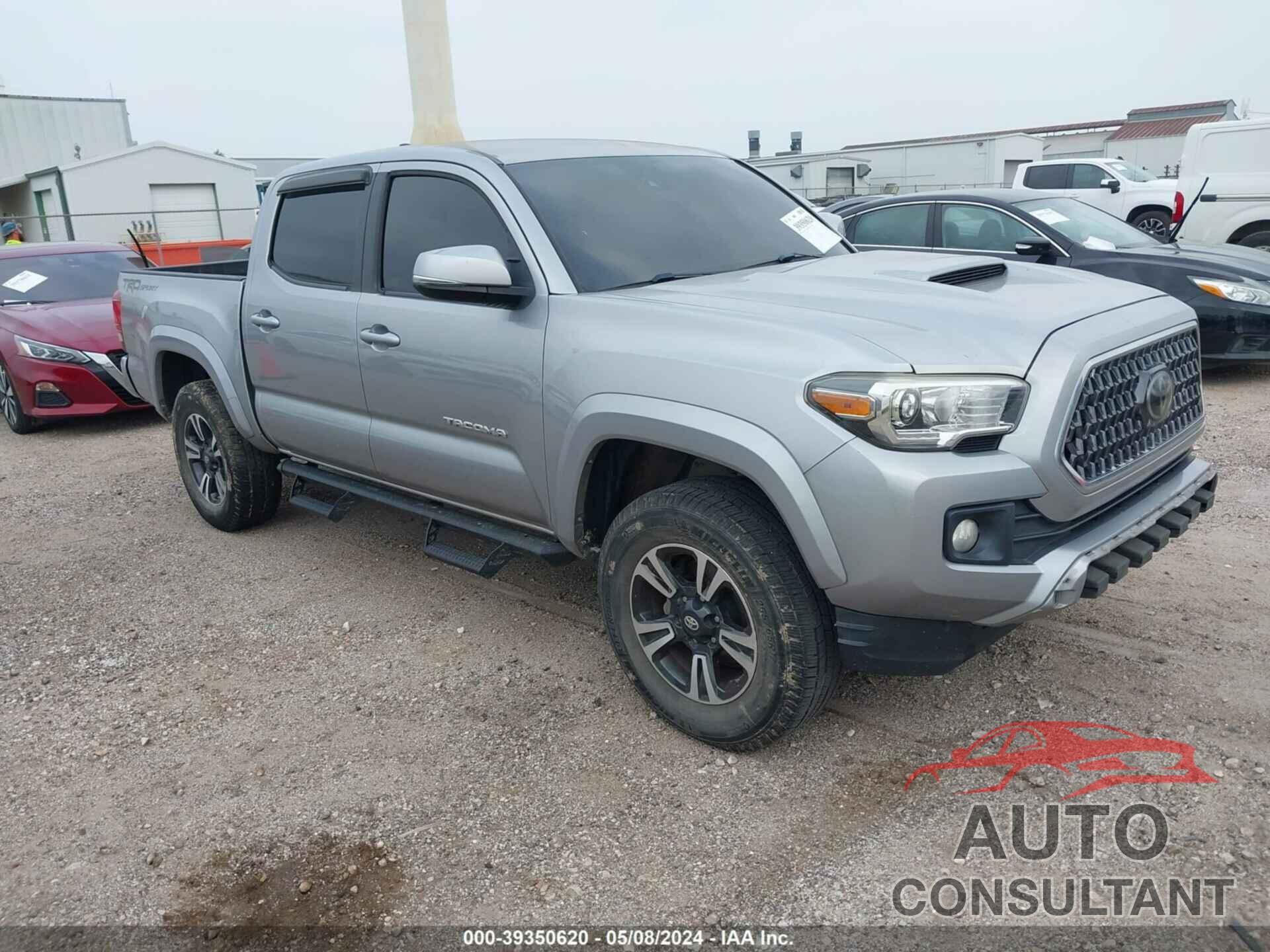 TOYOTA TACOMA 2019 - 5TFAZ5CN3KX072030