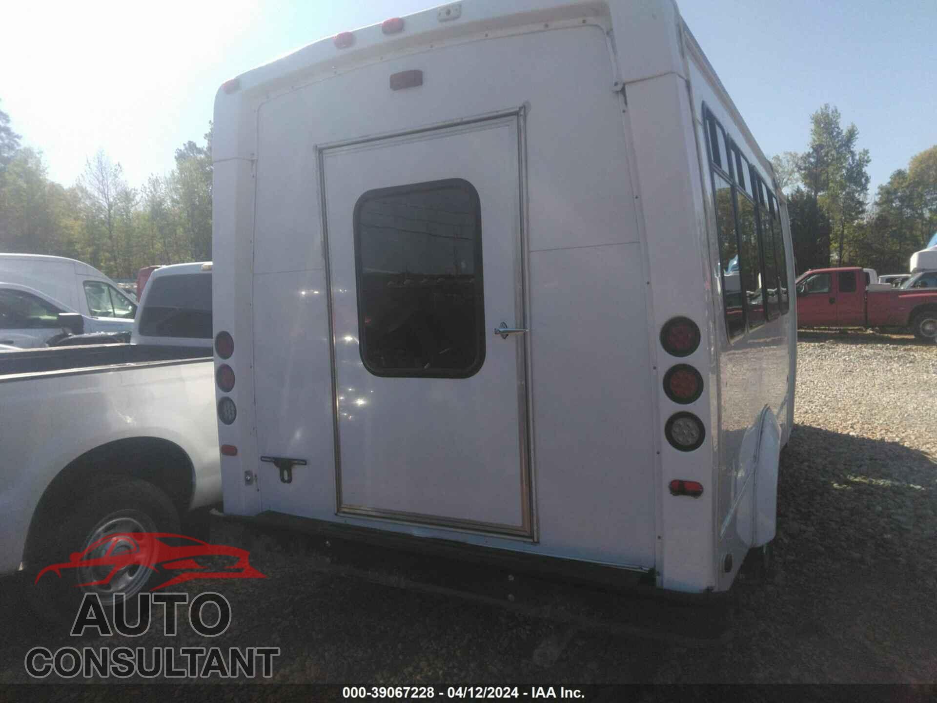 FORD ECONOLINE 2017 - 1FDEE3FS3HDC20783