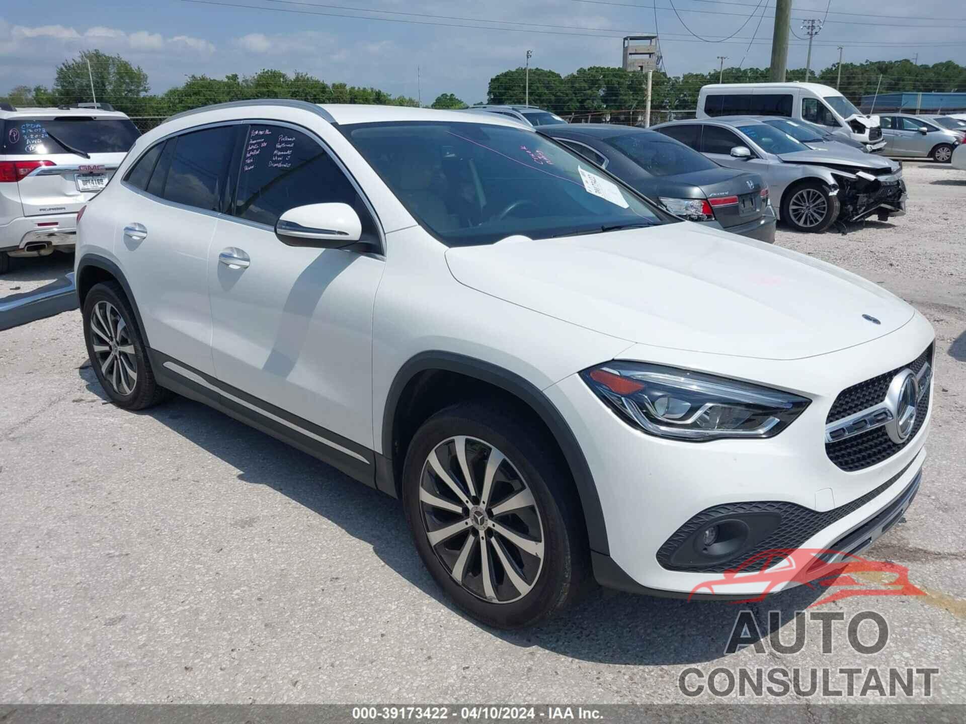 MERCEDES-BENZ GLA 250 2022 - W1N4N4GB8NJ407821