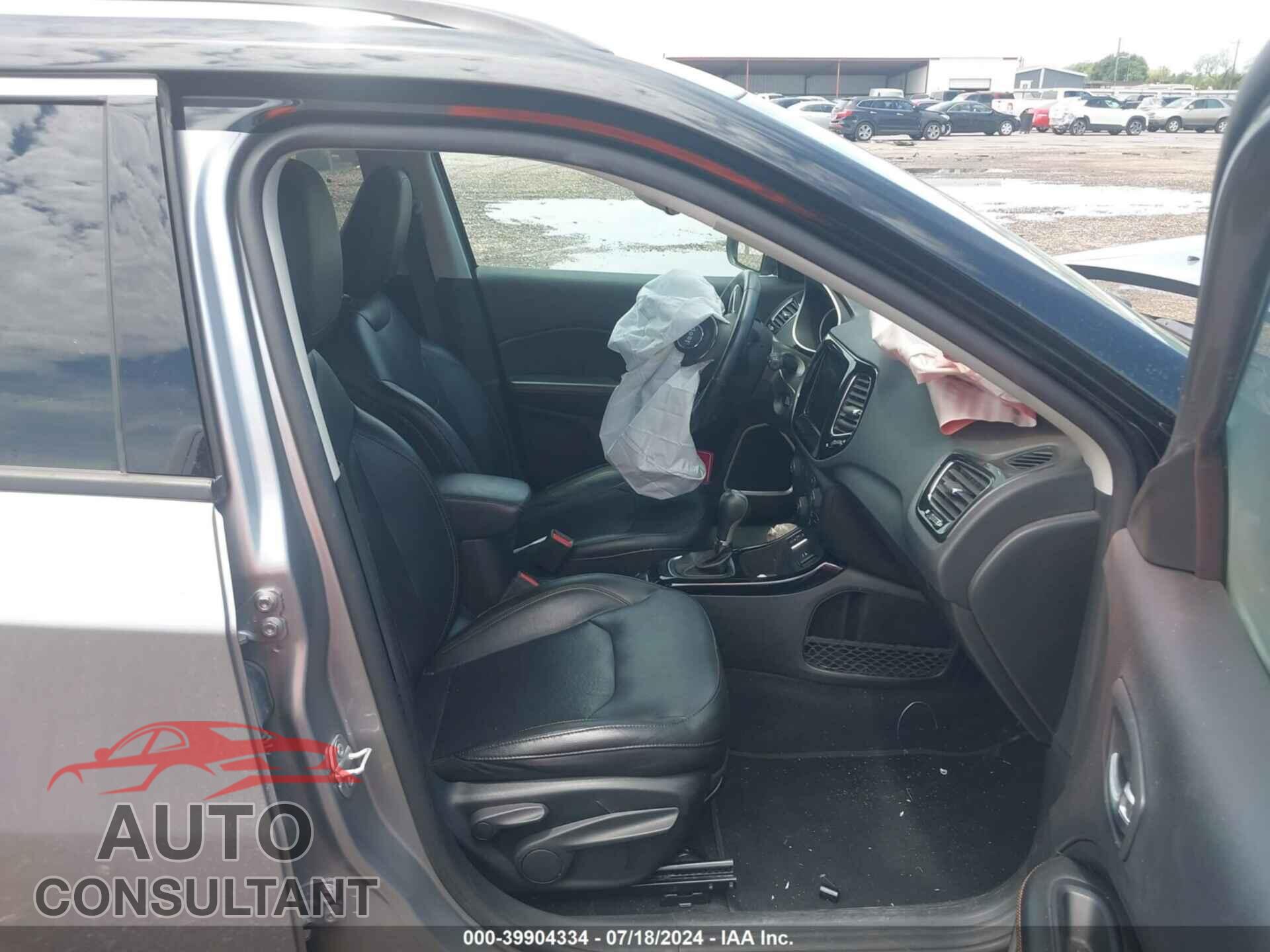 JEEP COMPASS 2020 - 3C4NJCCB0LT120972