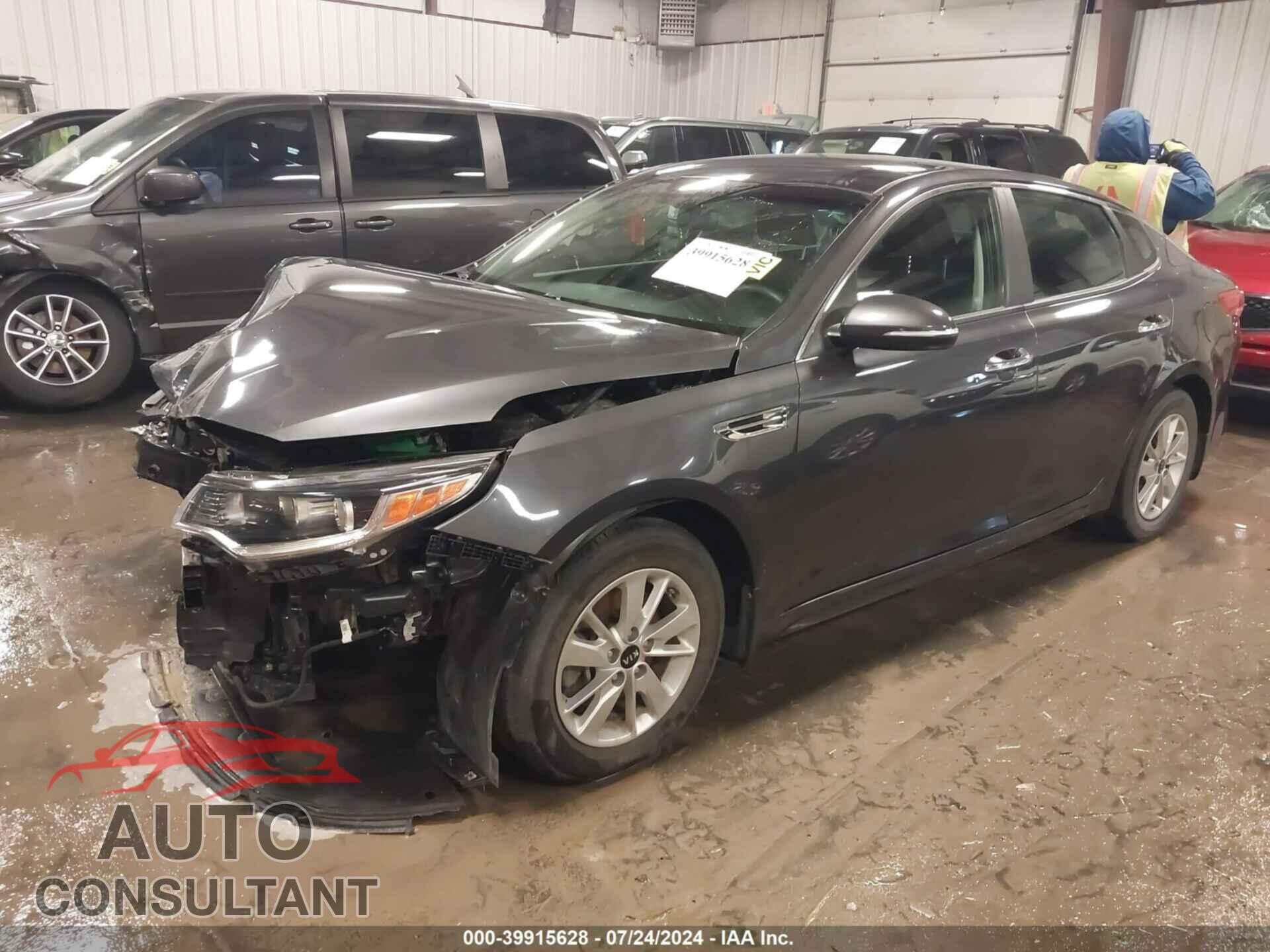 KIA OPTIMA 2017 - KNAGT4L38H5164000
