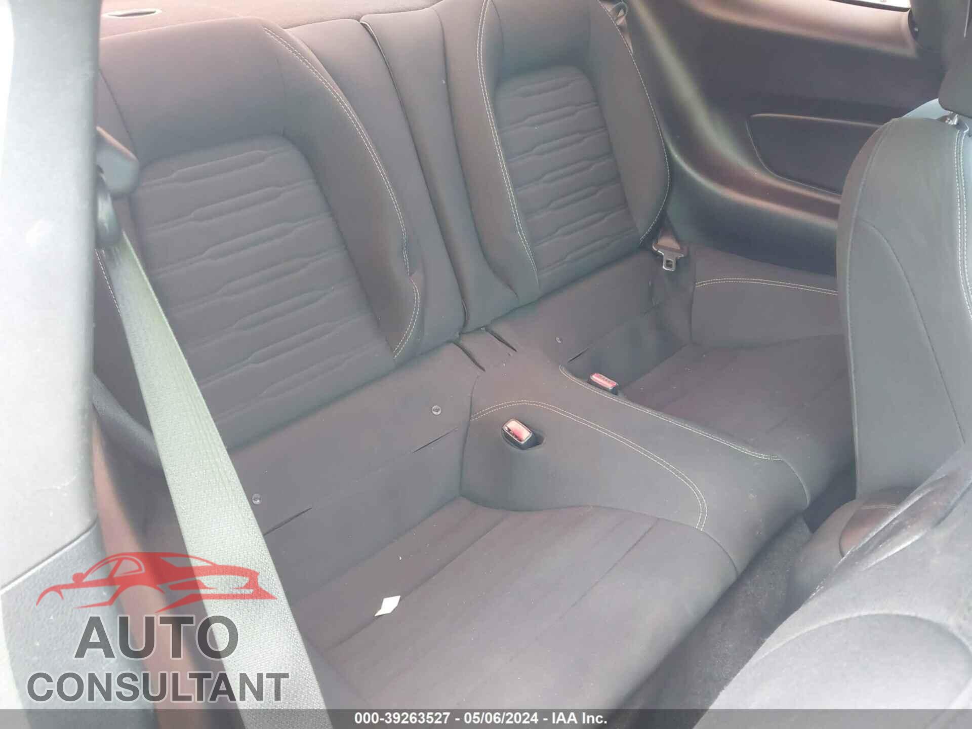 FORD MUSTANG 2017 - 1FA6P8TH8H5257952