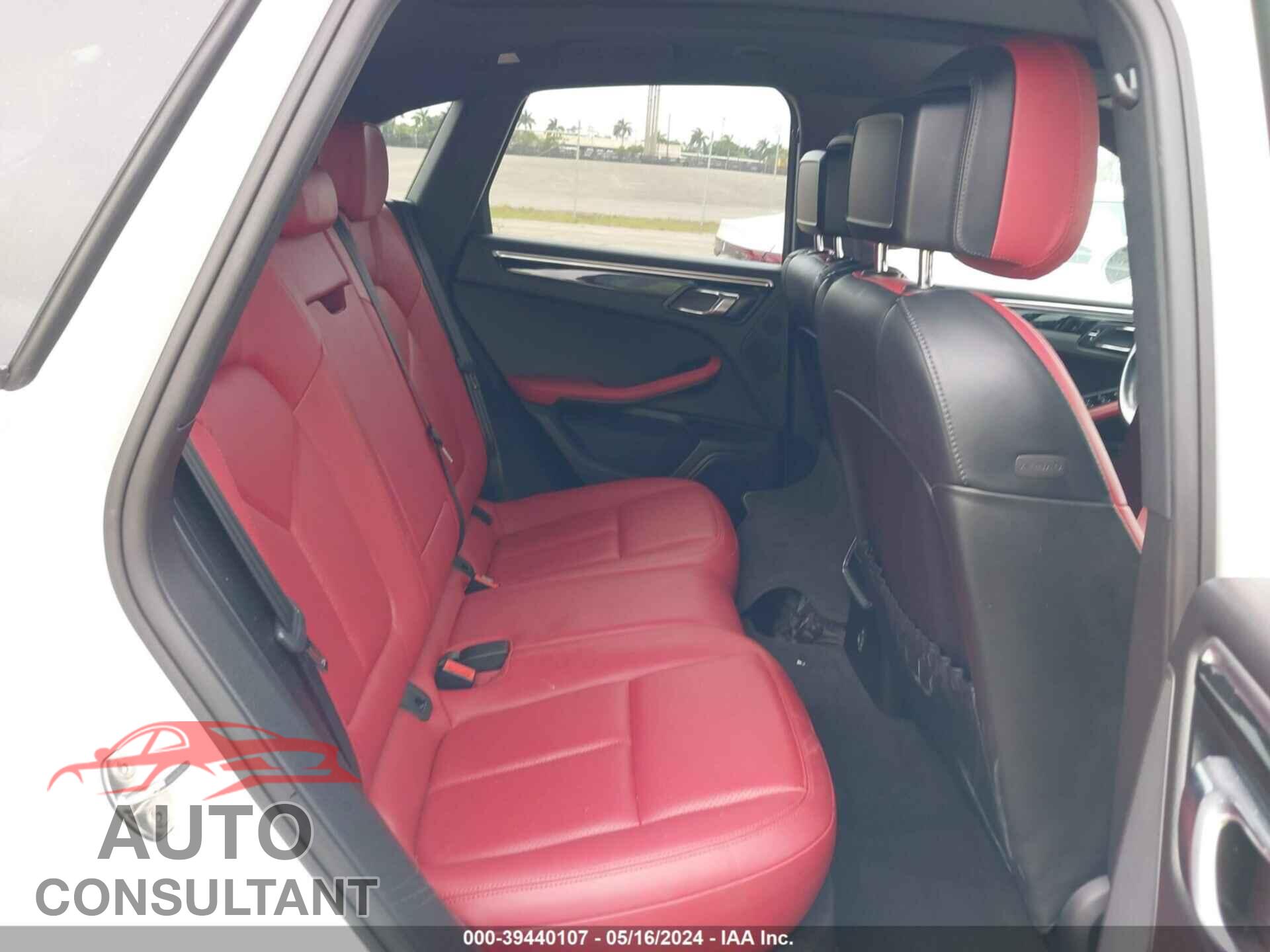 PORSCHE MACAN 2017 - WP1AA2A56HLB82545