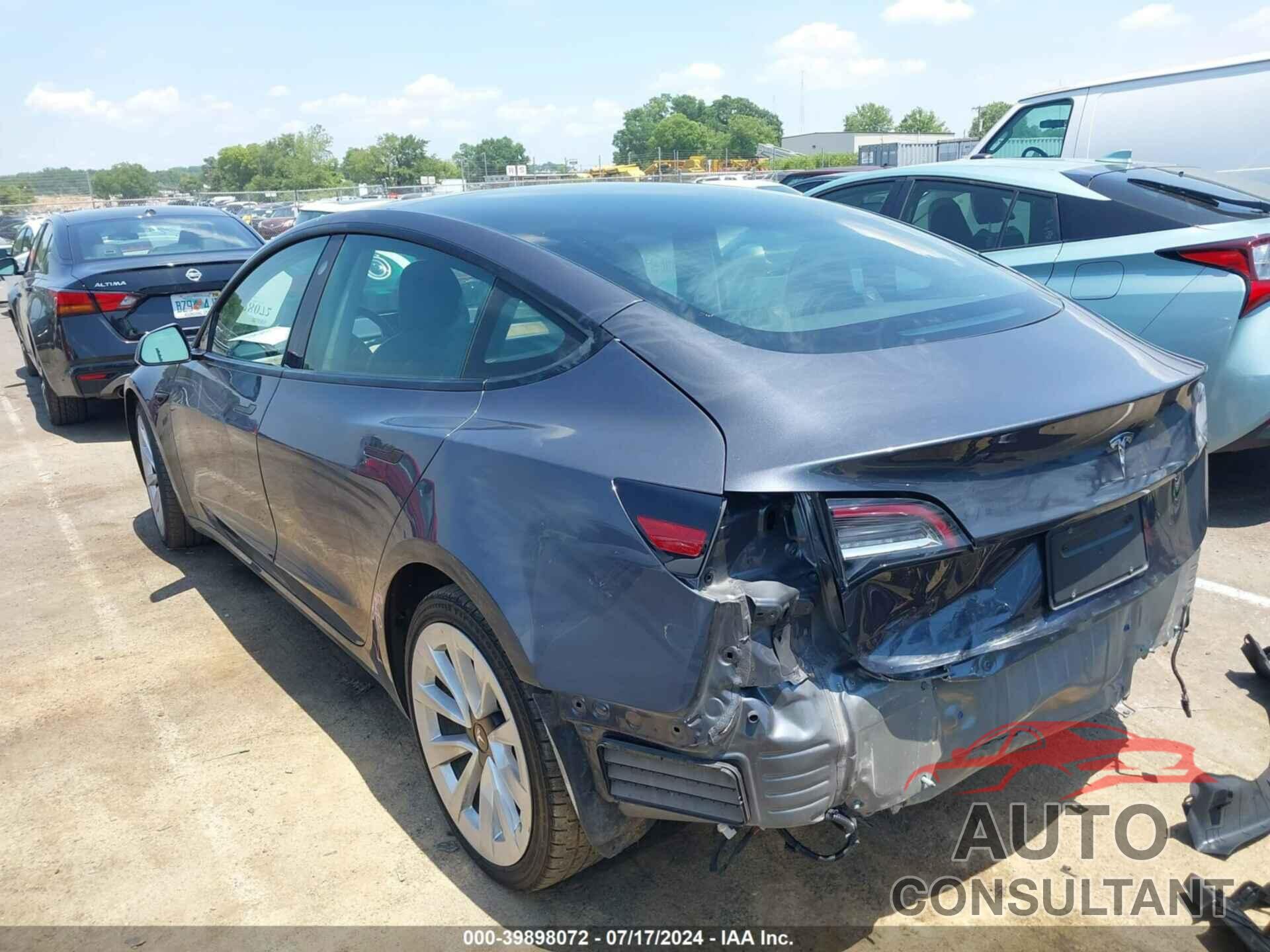 TESLA MODEL 3 2022 - 5YJ3E1EA6NF189588