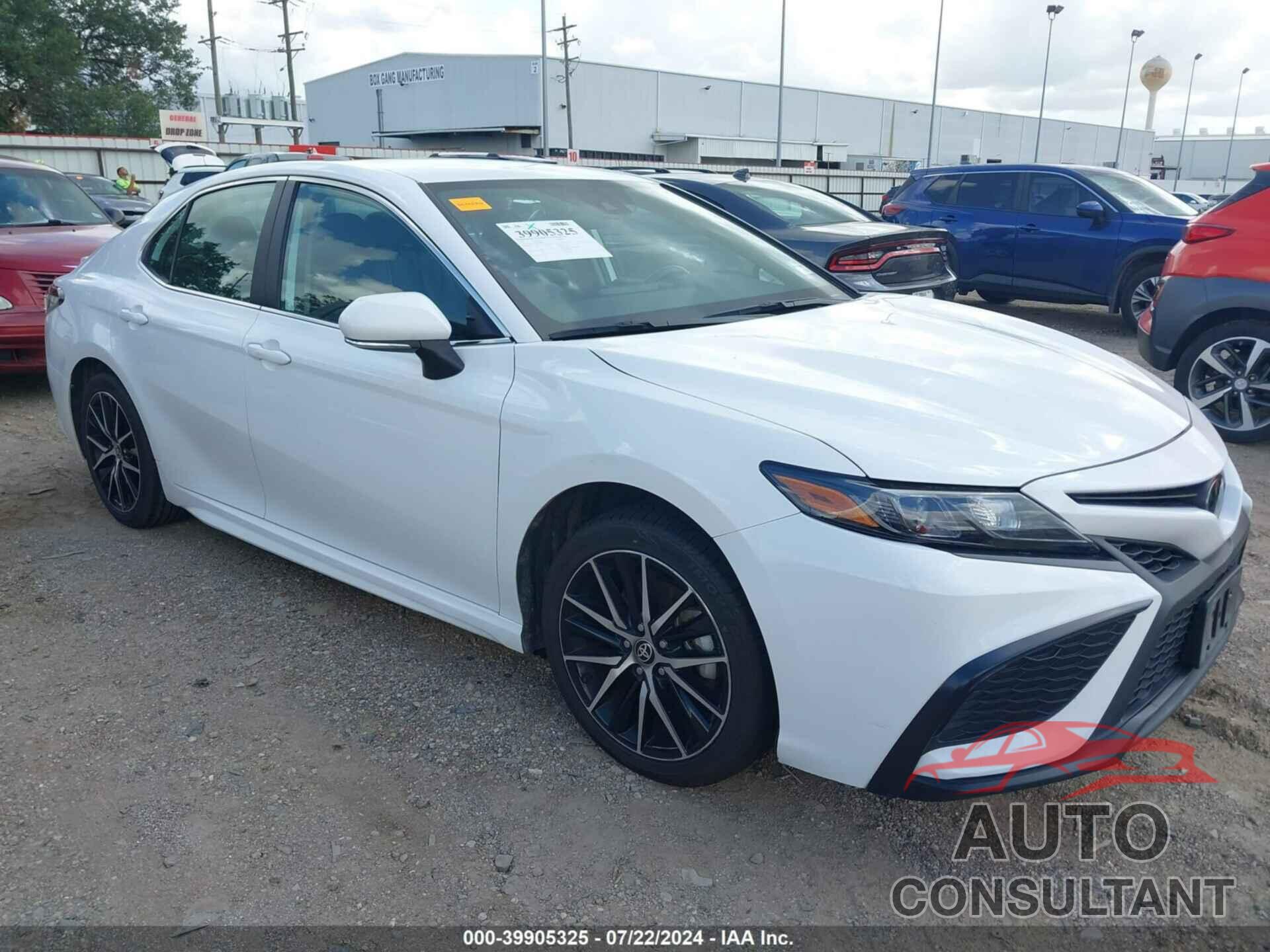 TOYOTA CAMRY 2023 - 4T1G11AK7PU748390