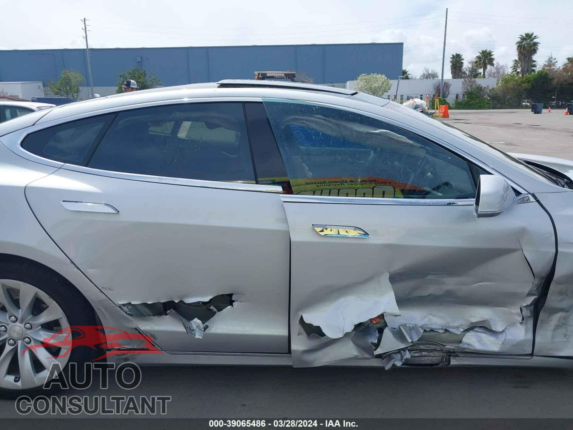 TESLA MODEL S 2016 - 5YJSA1E28GF153324