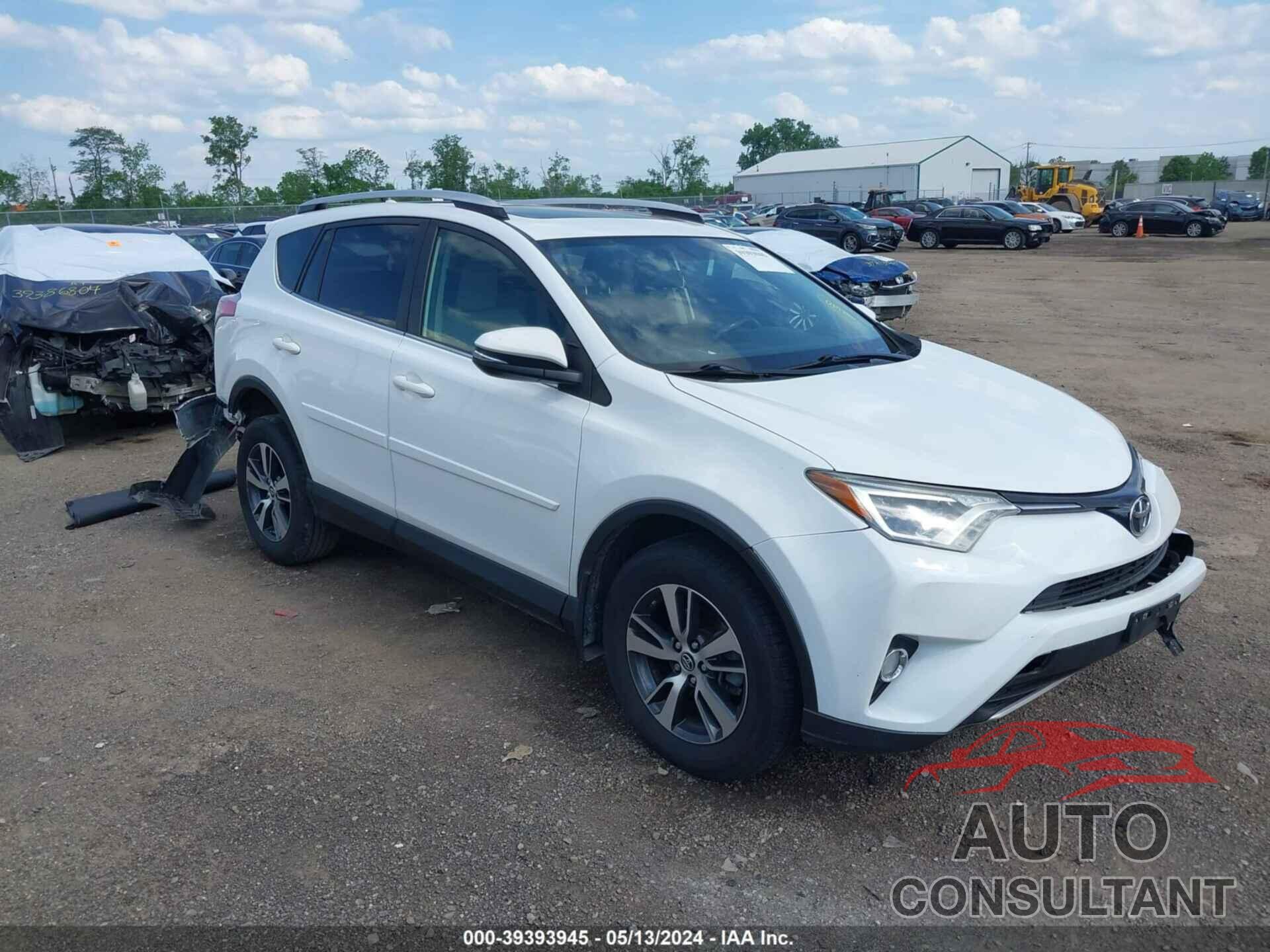 TOYOTA RAV4 2016 - JTMRFREV9GD195503