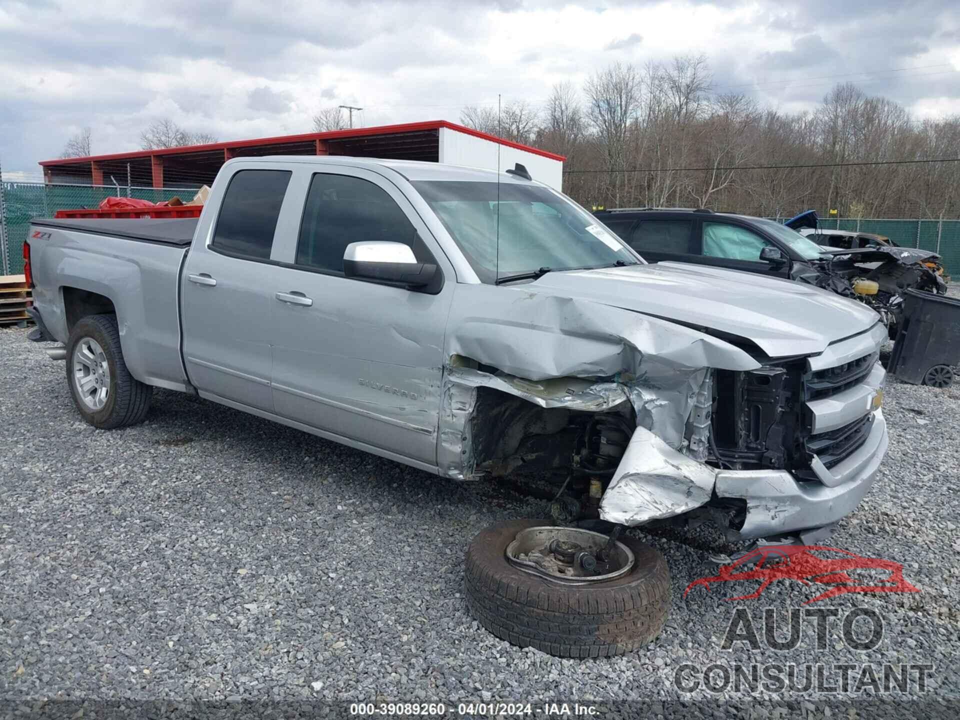 CHEVROLET SILVERADO 1500 2017 - 1GCVKREC8HZ365976