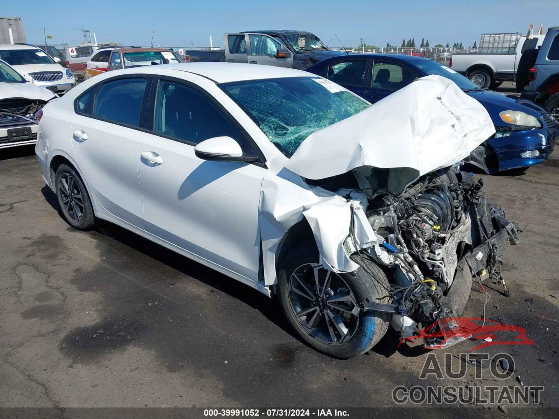 KIA FORTE 2023 - 3KPF24AD0PE560759