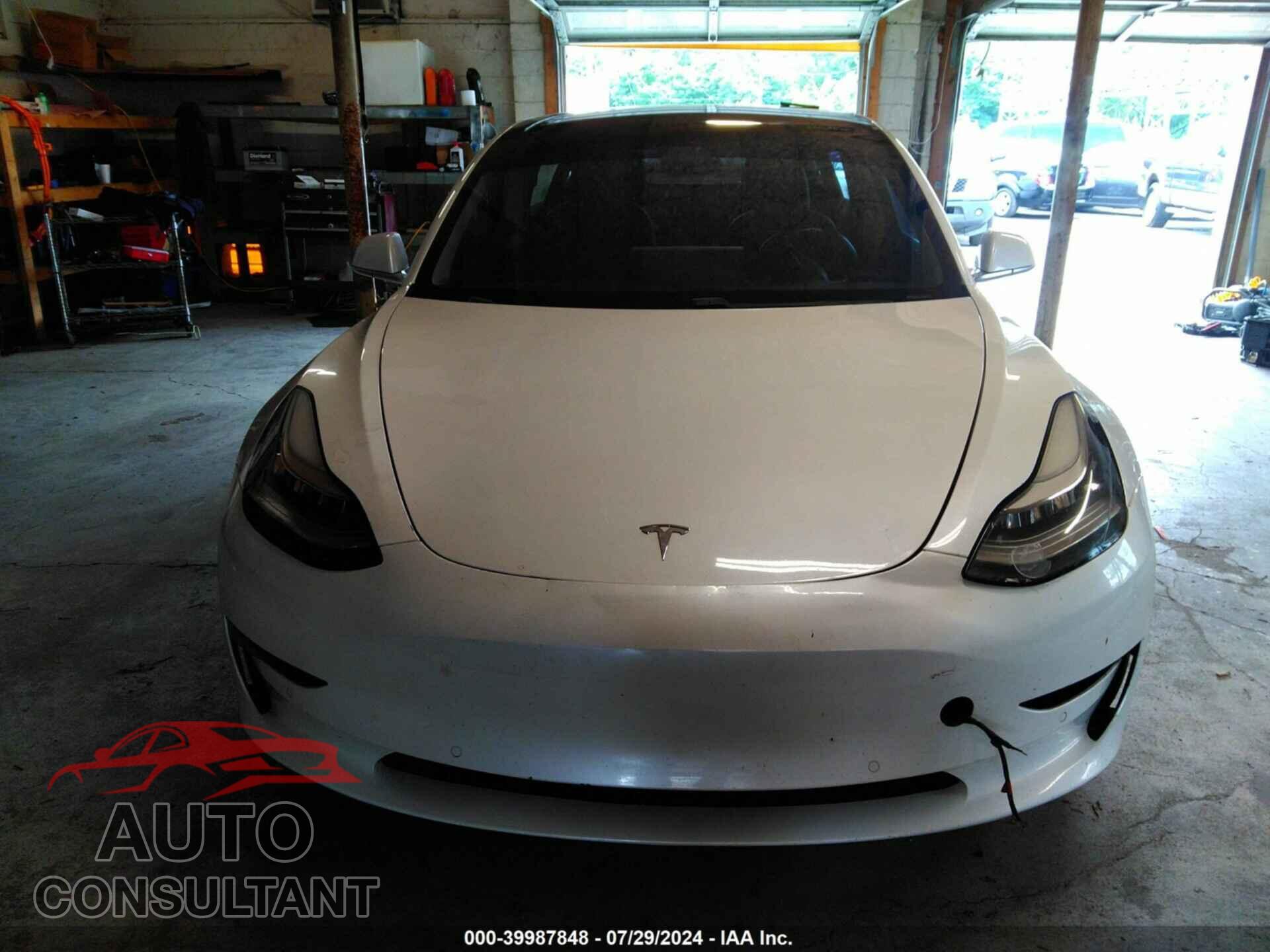 TESLA MODEL 3 2017 - 5YJ3E1EA7HF003125