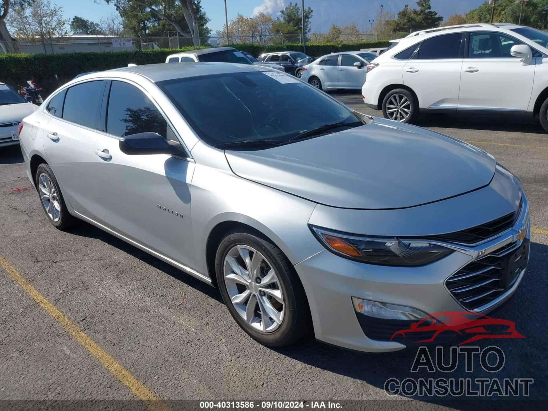 CHEVROLET MALIBU 2021 - 1G1ZD5ST1MF069856